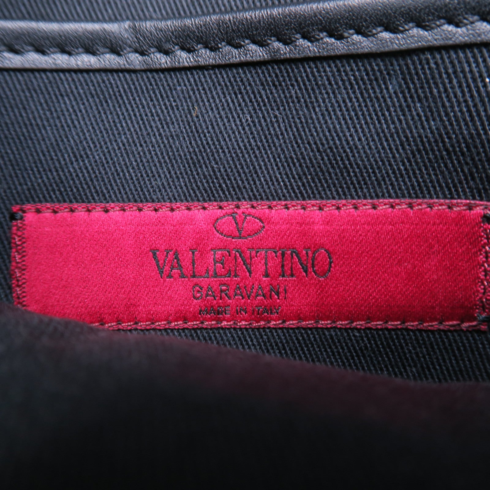 Valentino 牛皮皮革Shoulder Bag金扣肩背袋黑色