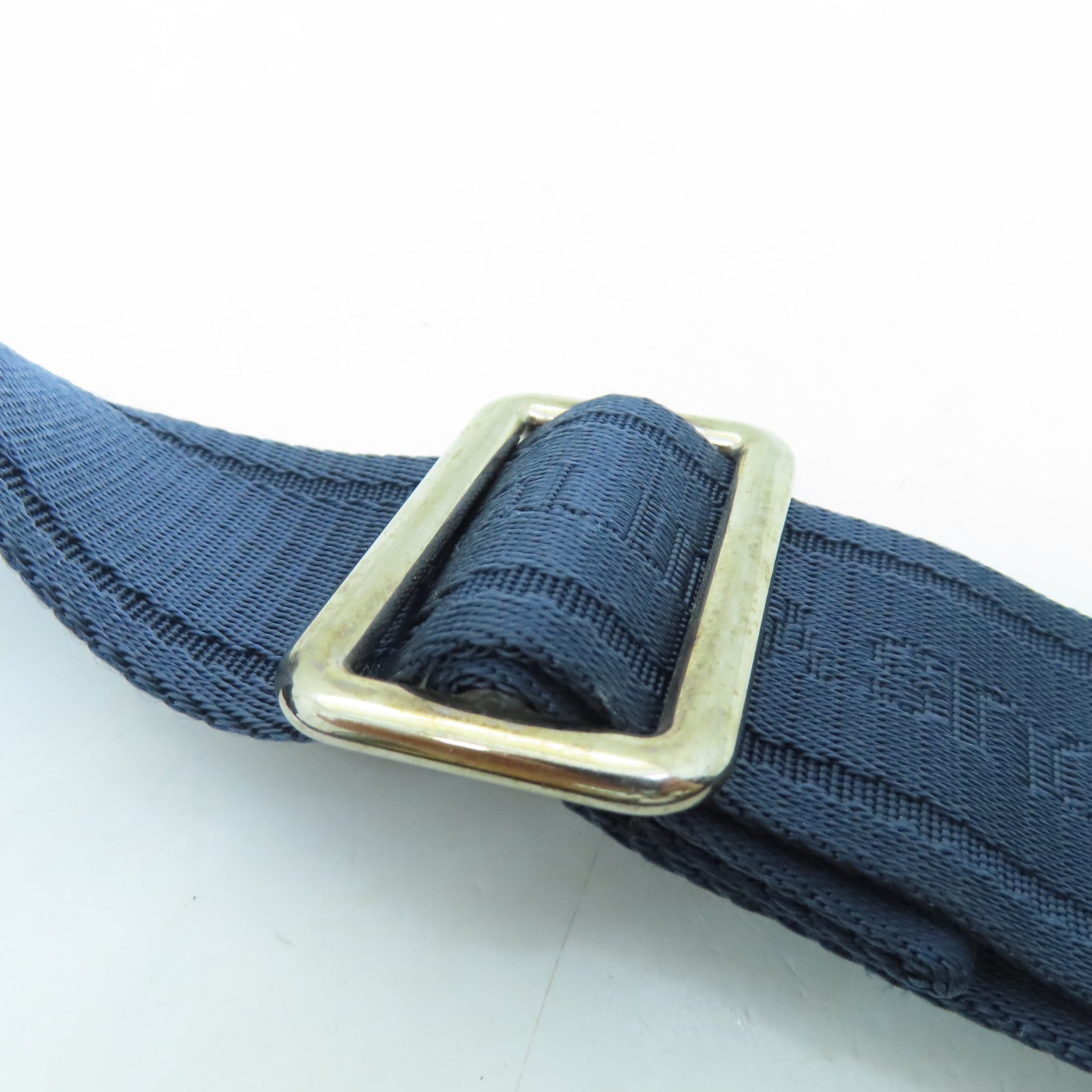 LOUIS VUITTON Taiga Grigori Messenger PM銀扣肩背袋深藍色