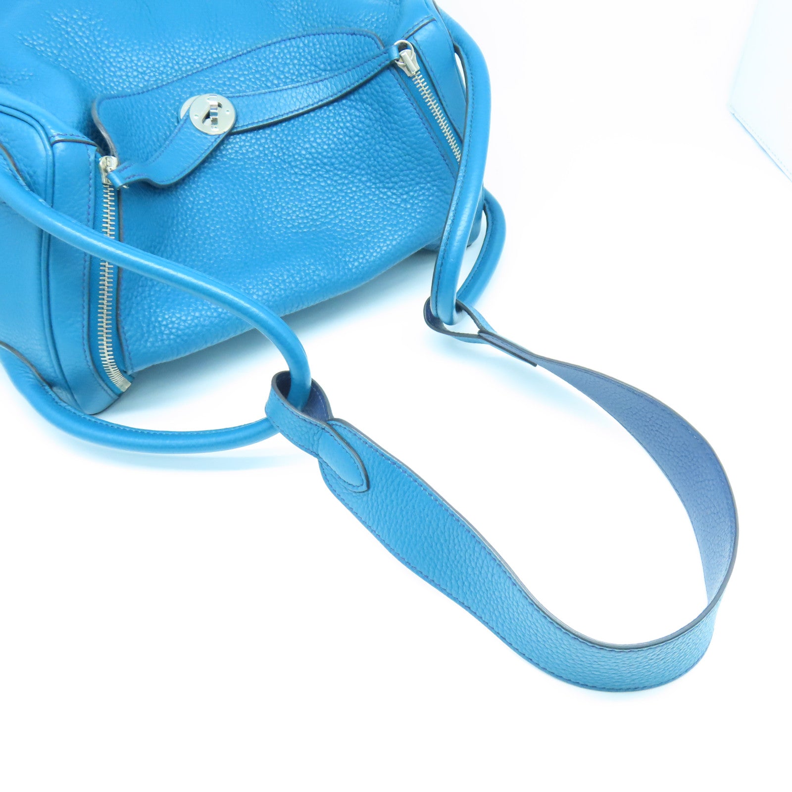 HERMES Taurillon Clemence Leather Lindy 34 Silver Buckle Handle Shoulder Bag Sapphire Blue/Izmir Blue