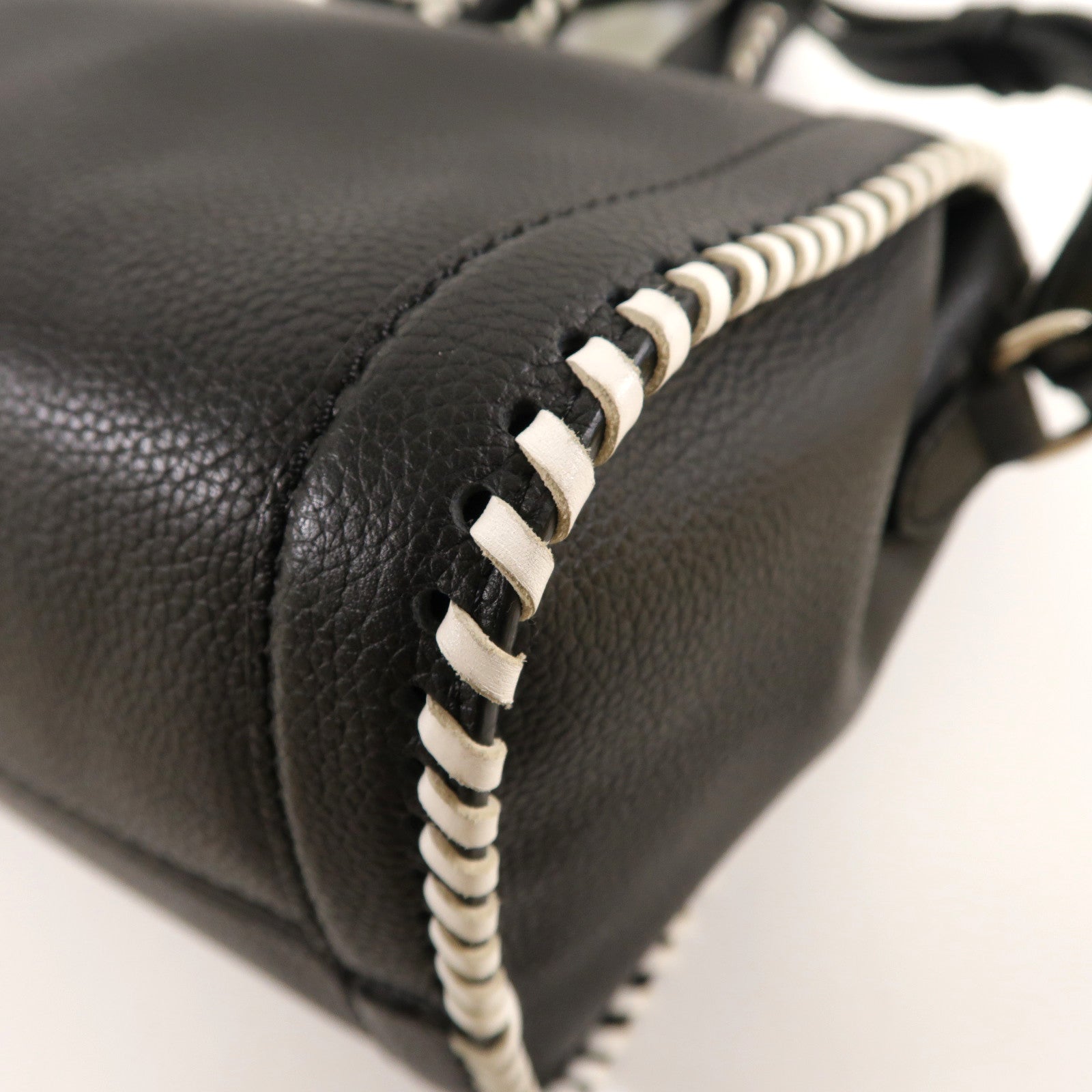 Alexander McQueen 牛皮皮革2way Shoulder Bag銀扣手挽肩背兩用袋黑色