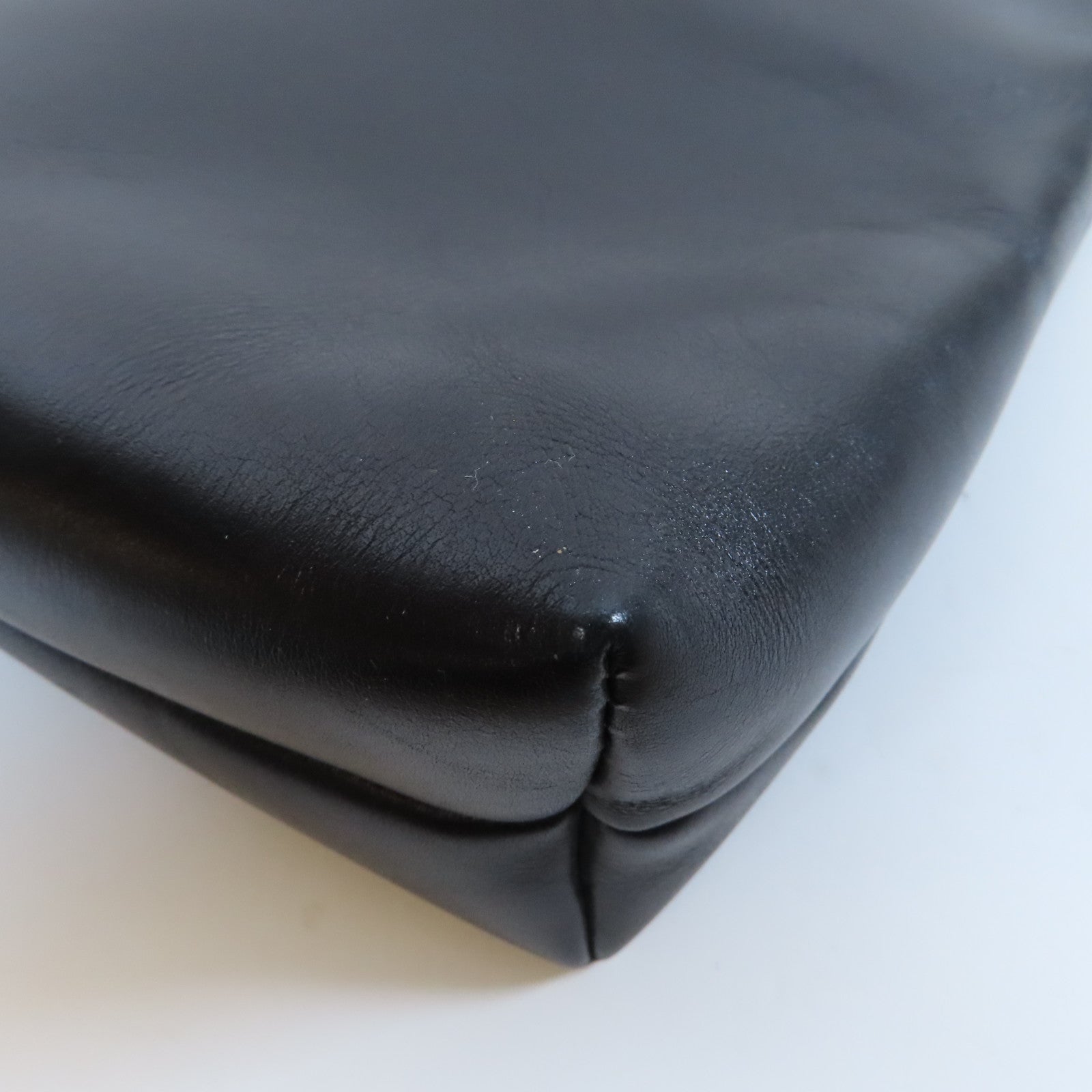 Salvatore Ferragamo 牛皮皮革Shoulder Bag金扣肩背袋黑色