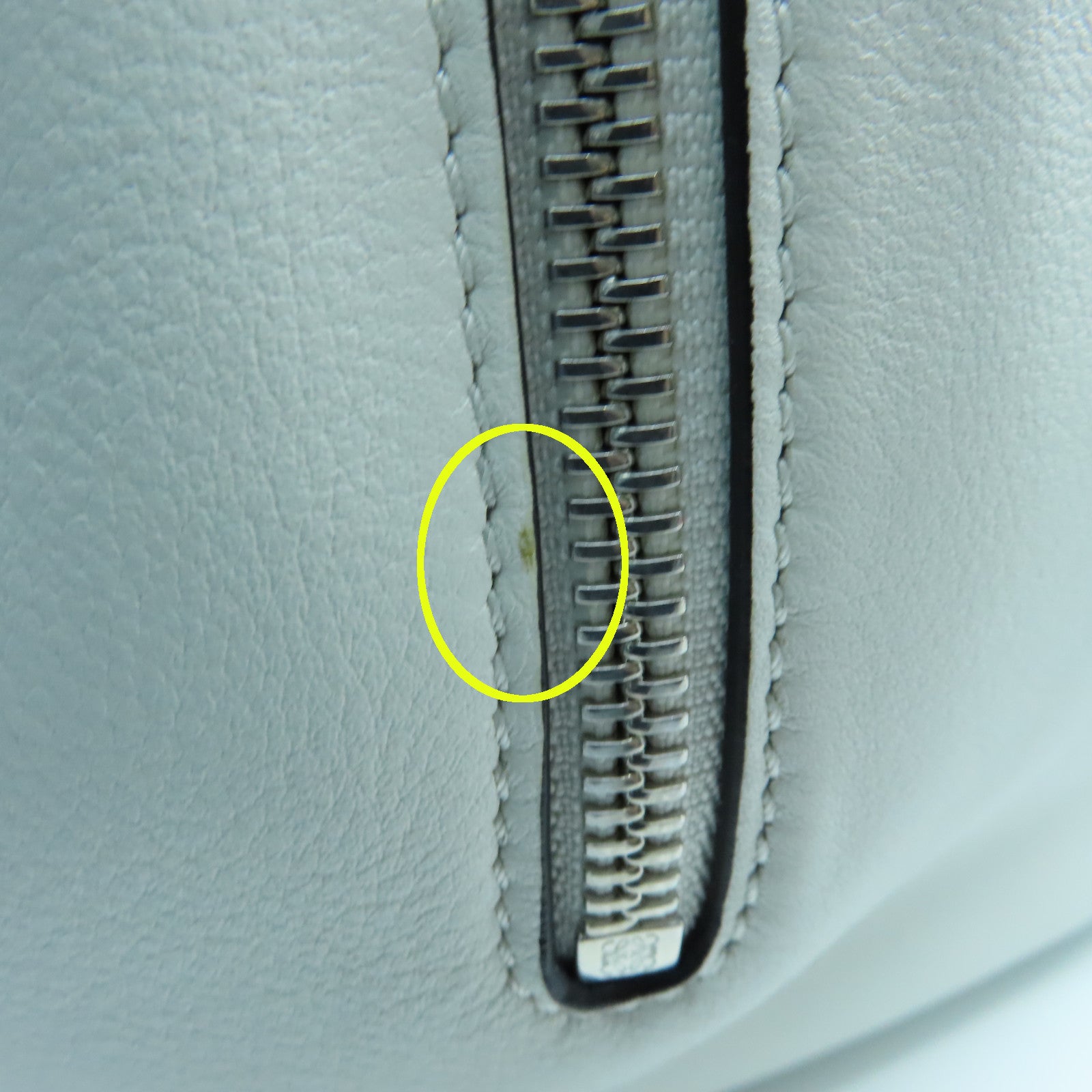 LOEWE 牛皮皮革Hammock銀扣手挽肩背兩用袋白色綠色黑色