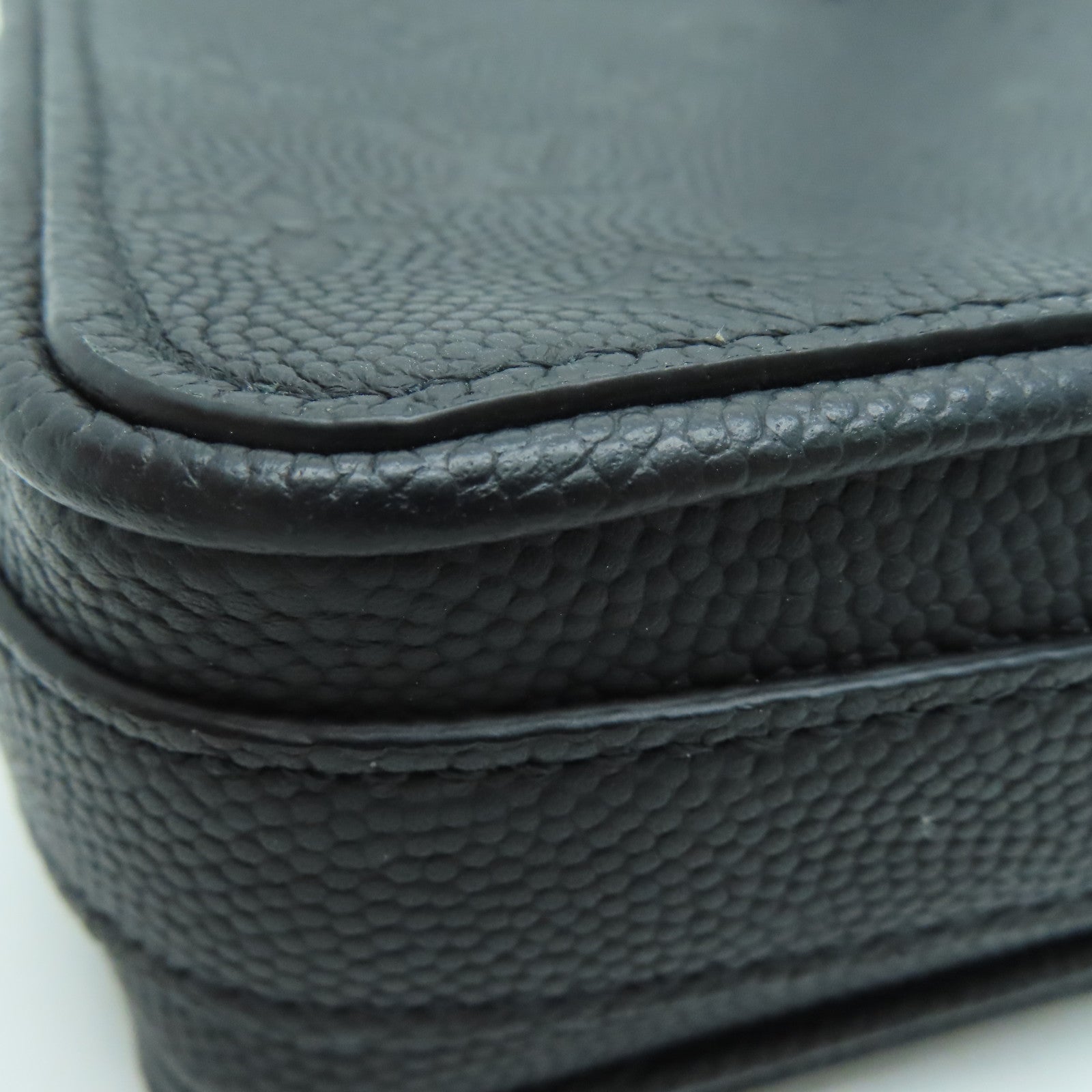 LOUIS VUITTON 【激减优惠】Monogram Empreinte LVXNBA Studio Messenger金扣肩背袋黑色