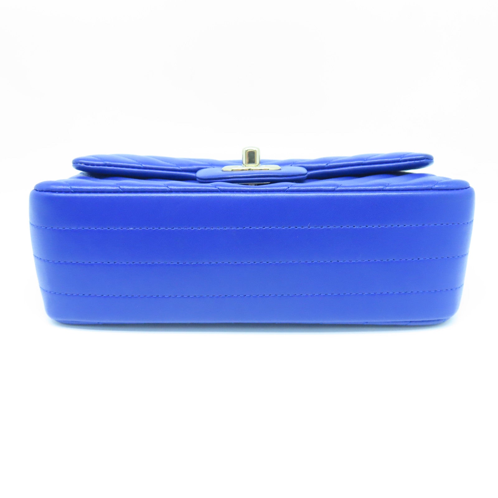 CHANEL Diamond Sheepskin Leather Classic 20cm Gold Buckle Chain Shoulder Bag Blue