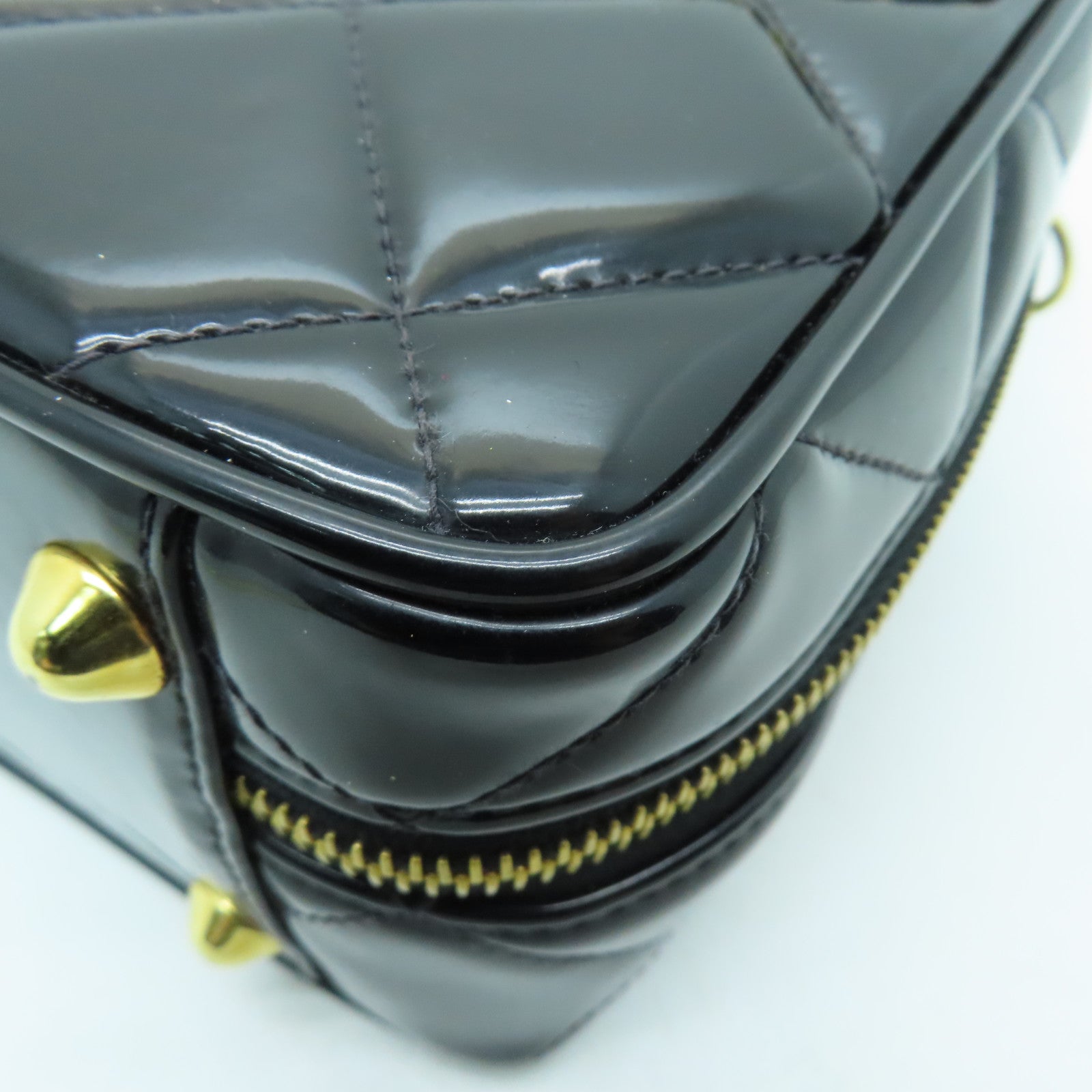 CHANEL 菱格漆皮皮革Chain Shoulder金扣链带肩背袋黑色
