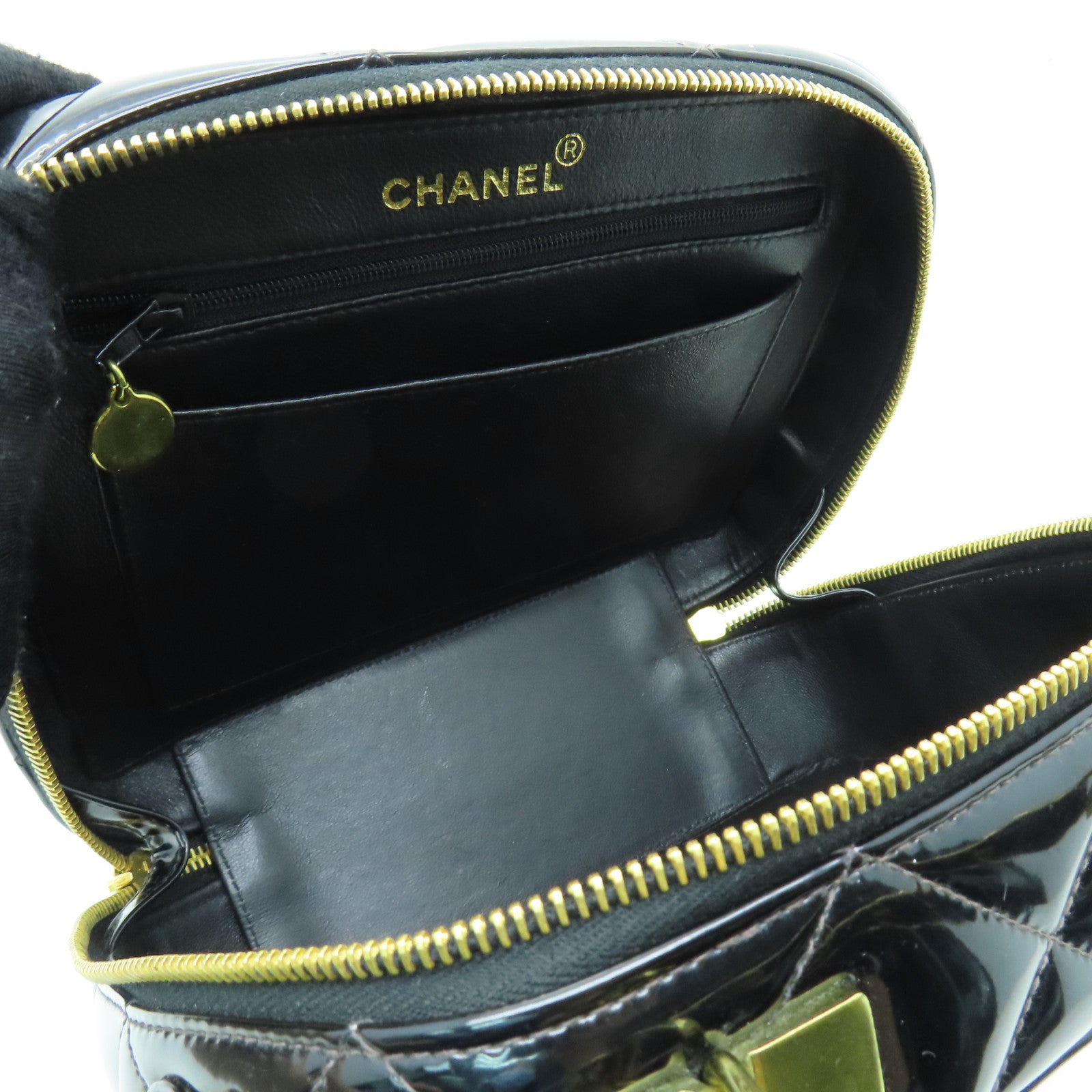 CHANEL 菱格漆皮皮革Chain Shoulder金扣链带肩背袋黑色