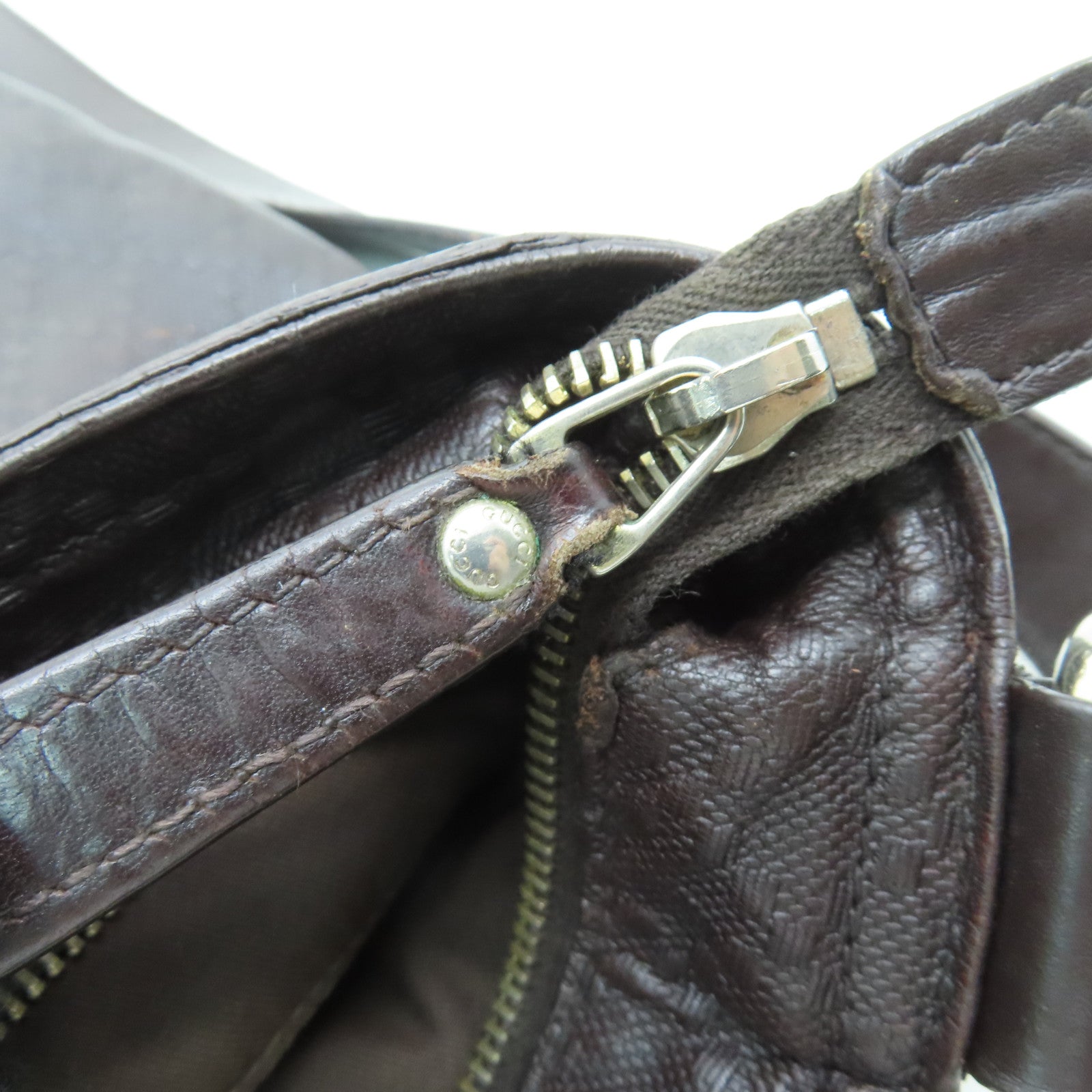GUCCI 皮革Shoulder Bag銀扣肩背袋啡色