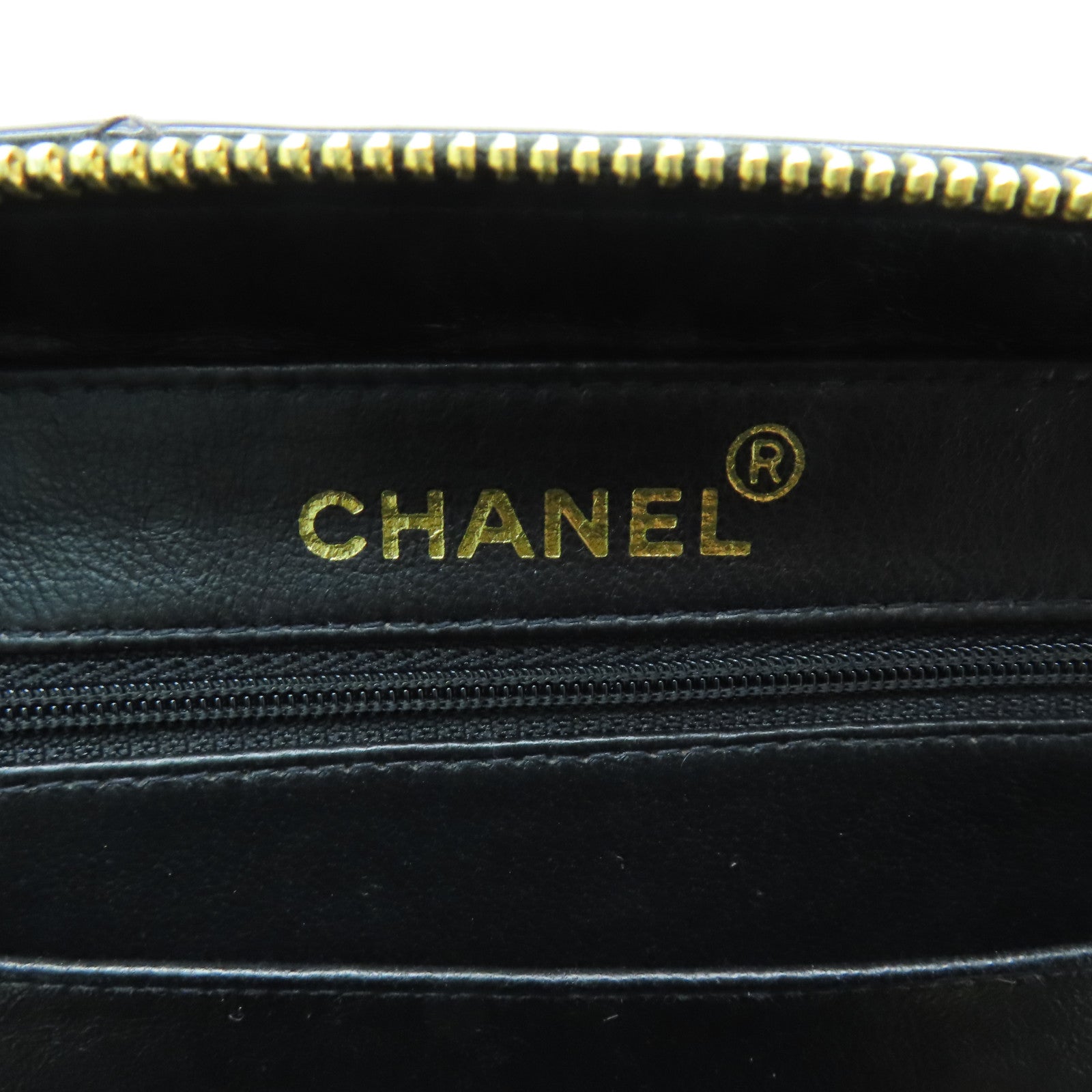 CHANEL 菱格漆皮皮革Chain Shoulder金扣链带肩背袋黑色