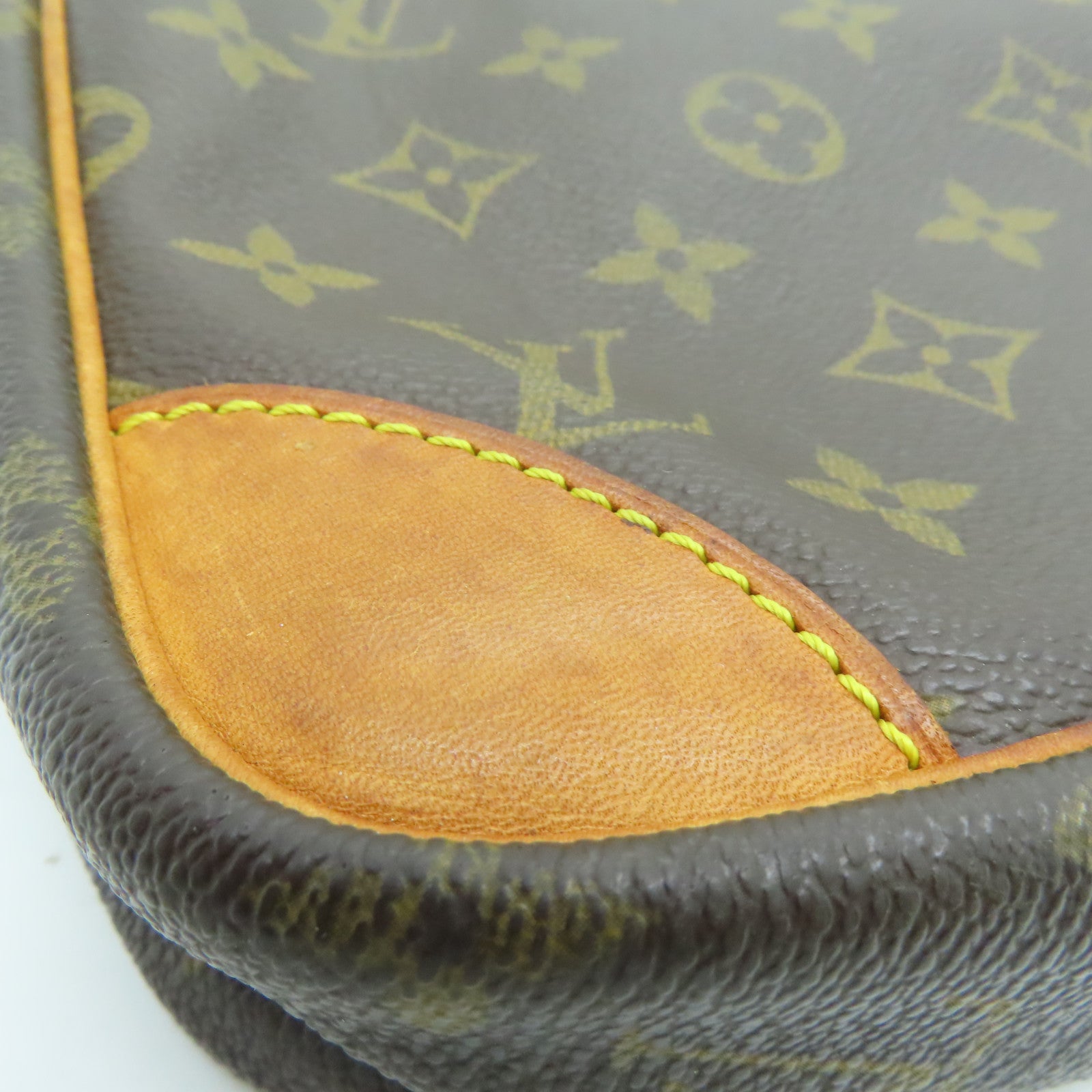 LOUIS VUITTON Monogram Danube金扣肩背袋啡色
