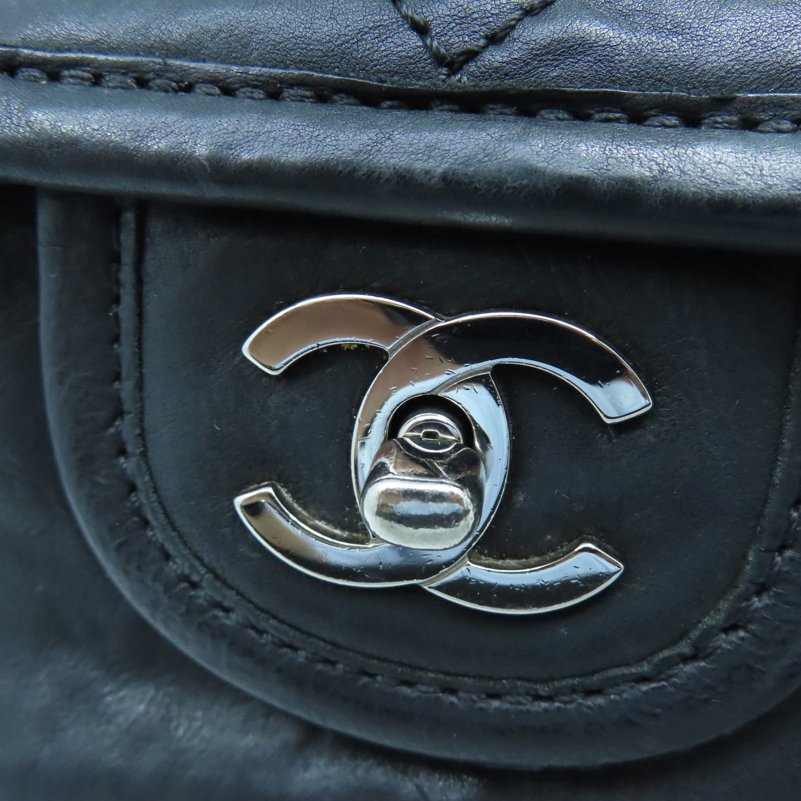 CHANEL 菱格羊皮皮革Chain Shoulder銀扣鏈帶肩背袋黑色