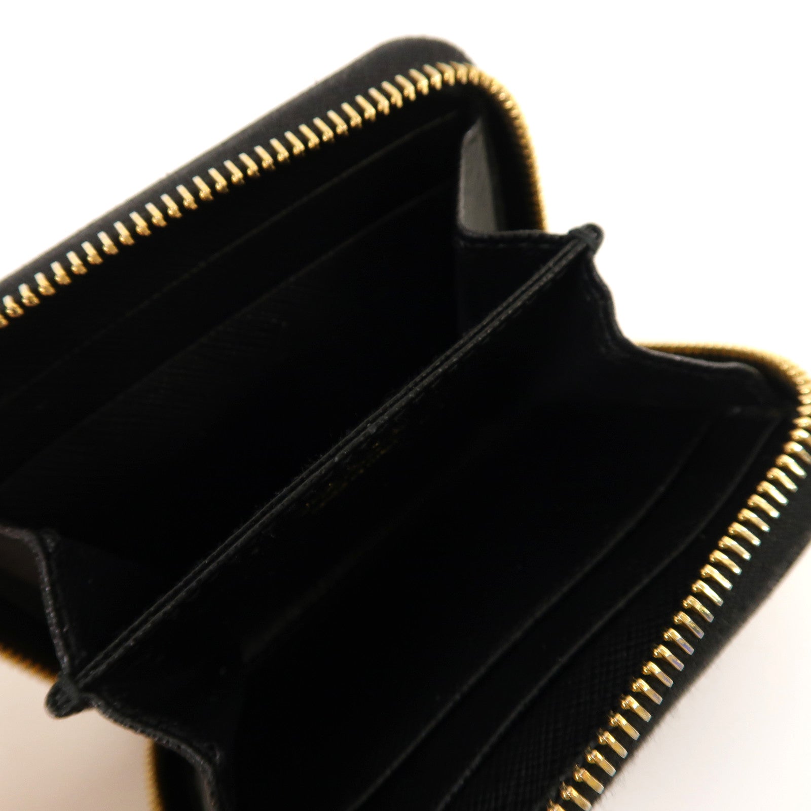 PRADA Saffiano皮革Card Case/Coin Case金扣卡片套/零錢包黑色