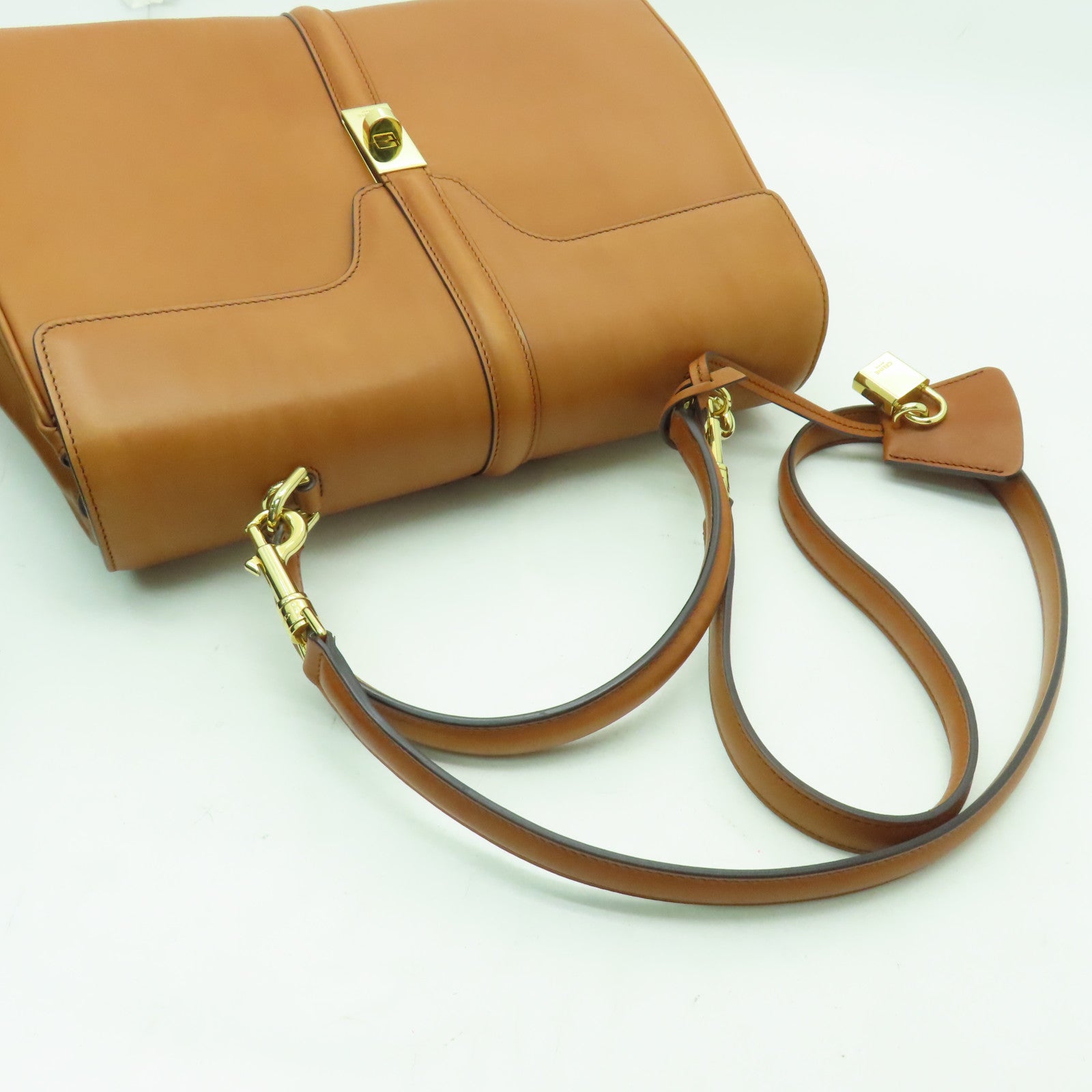 CELINE 牛皮皮革Classique 16金扣手挽肩背兩用袋啡色