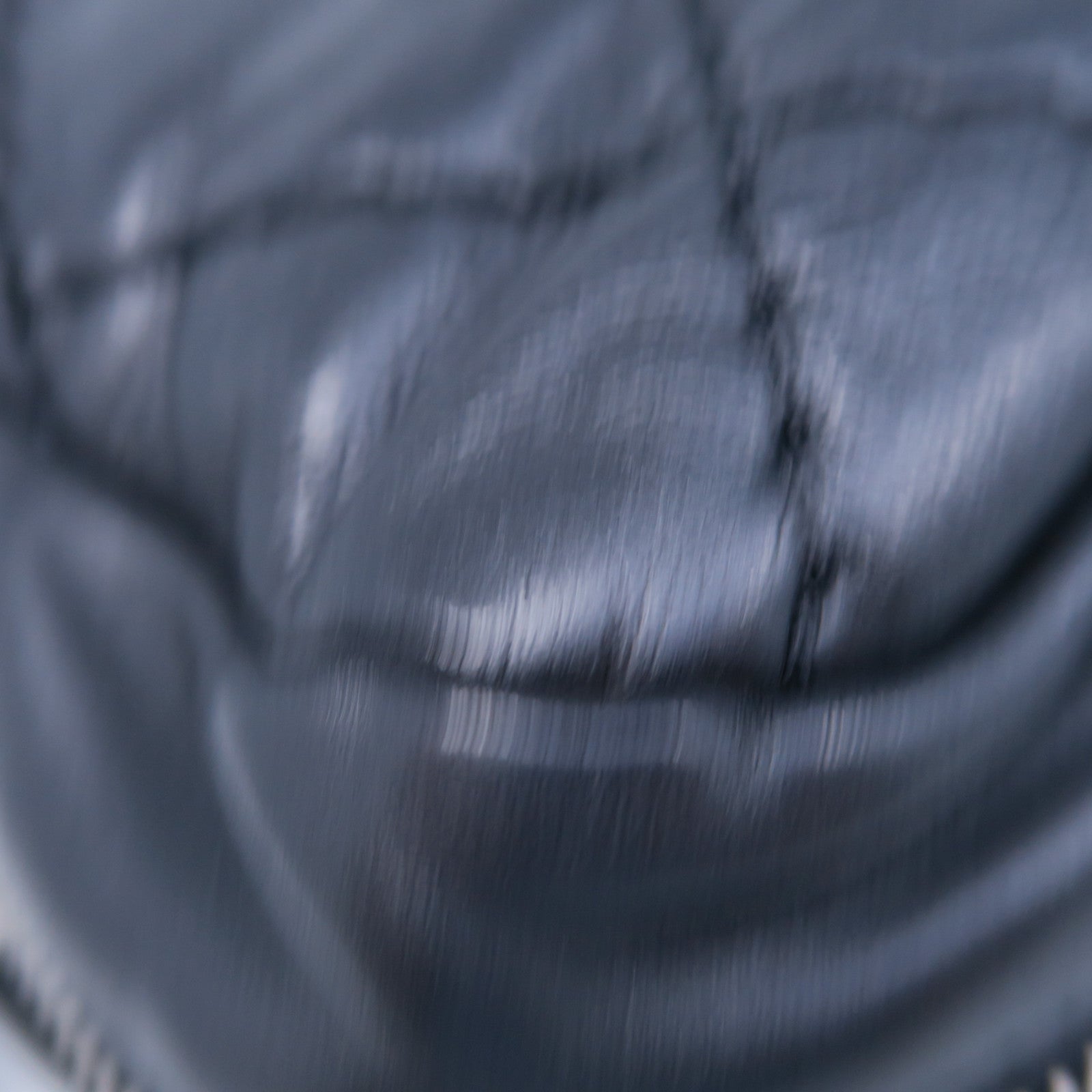 CHANEL 菱格牛皮皮革Chain Shoulder銀扣鏈牖肩背袋黑色