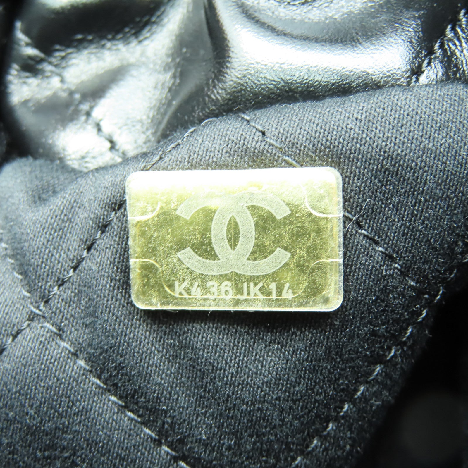 CHANEL 菱格牛皮皮革Mini 22金扣手挽肩背兩用袋黑色