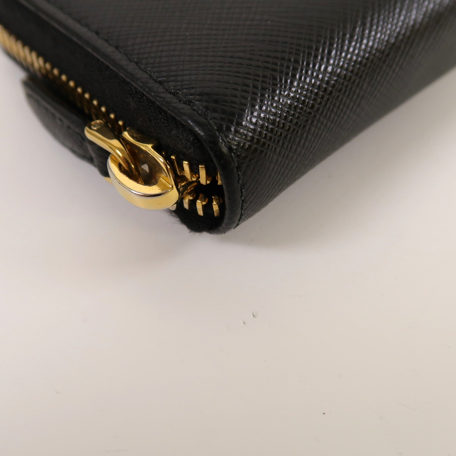 PRADA Saffiano皮革Card Case/Coin Case金扣卡片套/零錢包黑色
