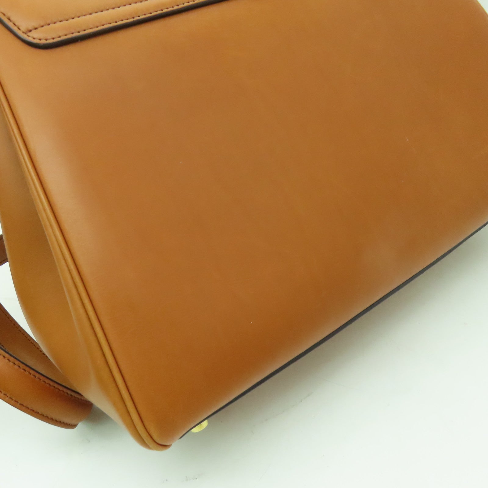 CELINE 牛皮皮革Classique 16金扣手挽肩背兩用袋啡色