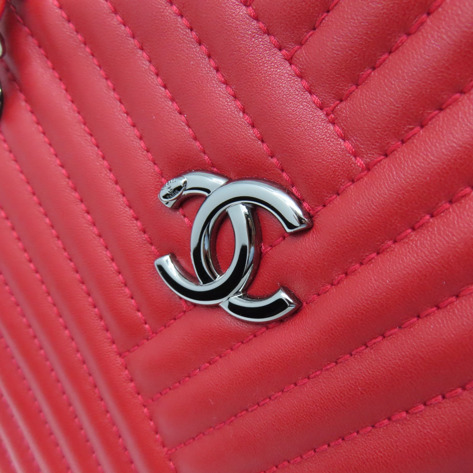 CHANEL 菱格牛皮皮革Chain Shoulder銀扣鏈帶肩背袋紅色
