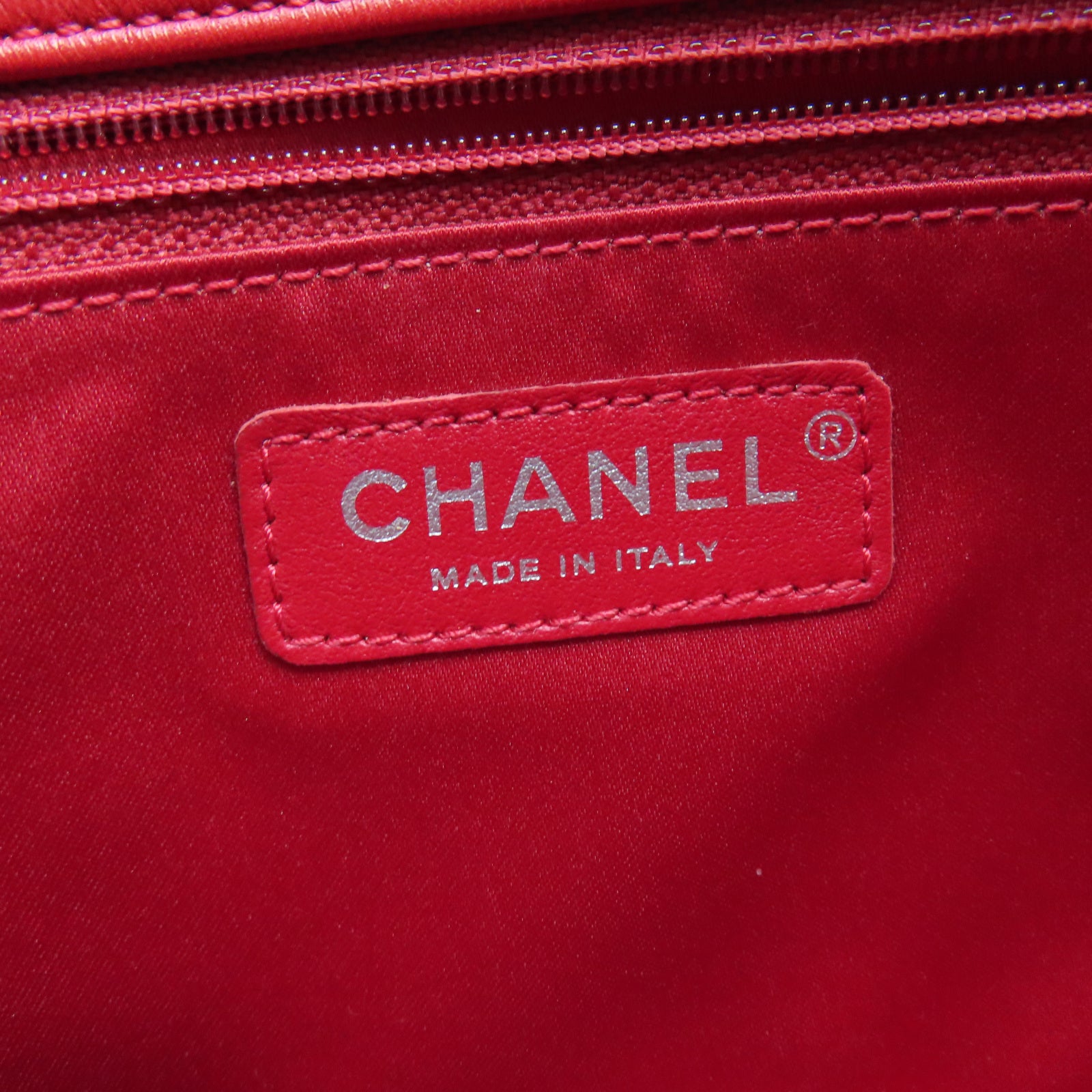 CHANEL 菱格牛皮皮革Chain Shoulder銀扣鏈帶肩背袋紅色