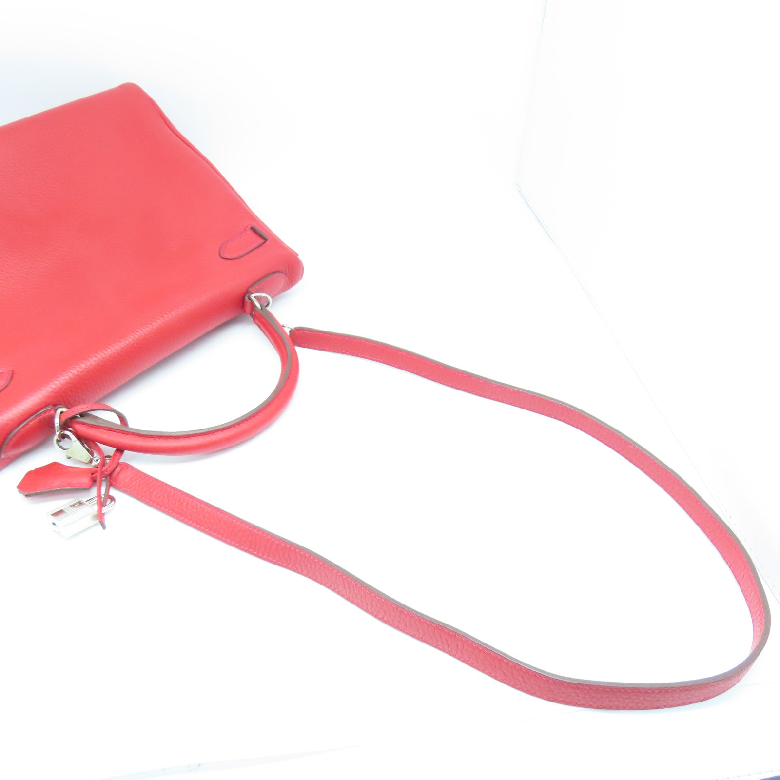 HERMES Taurillon Clemence皮革Kelly 32银扣手挽肩背两用袋法拉利红色