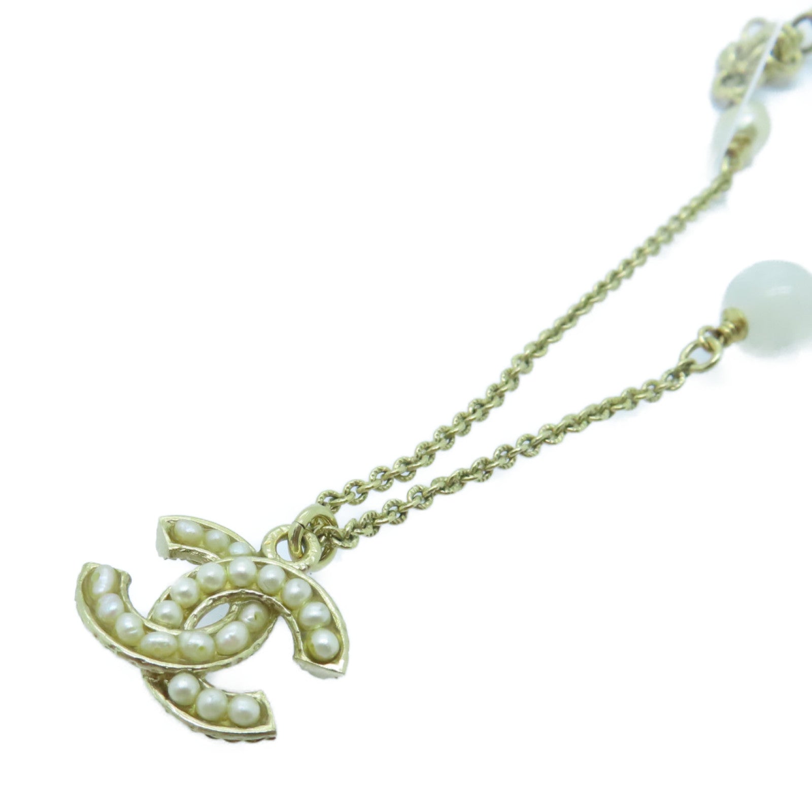 CHANEL Metal/PVC Necklaces Gold/White