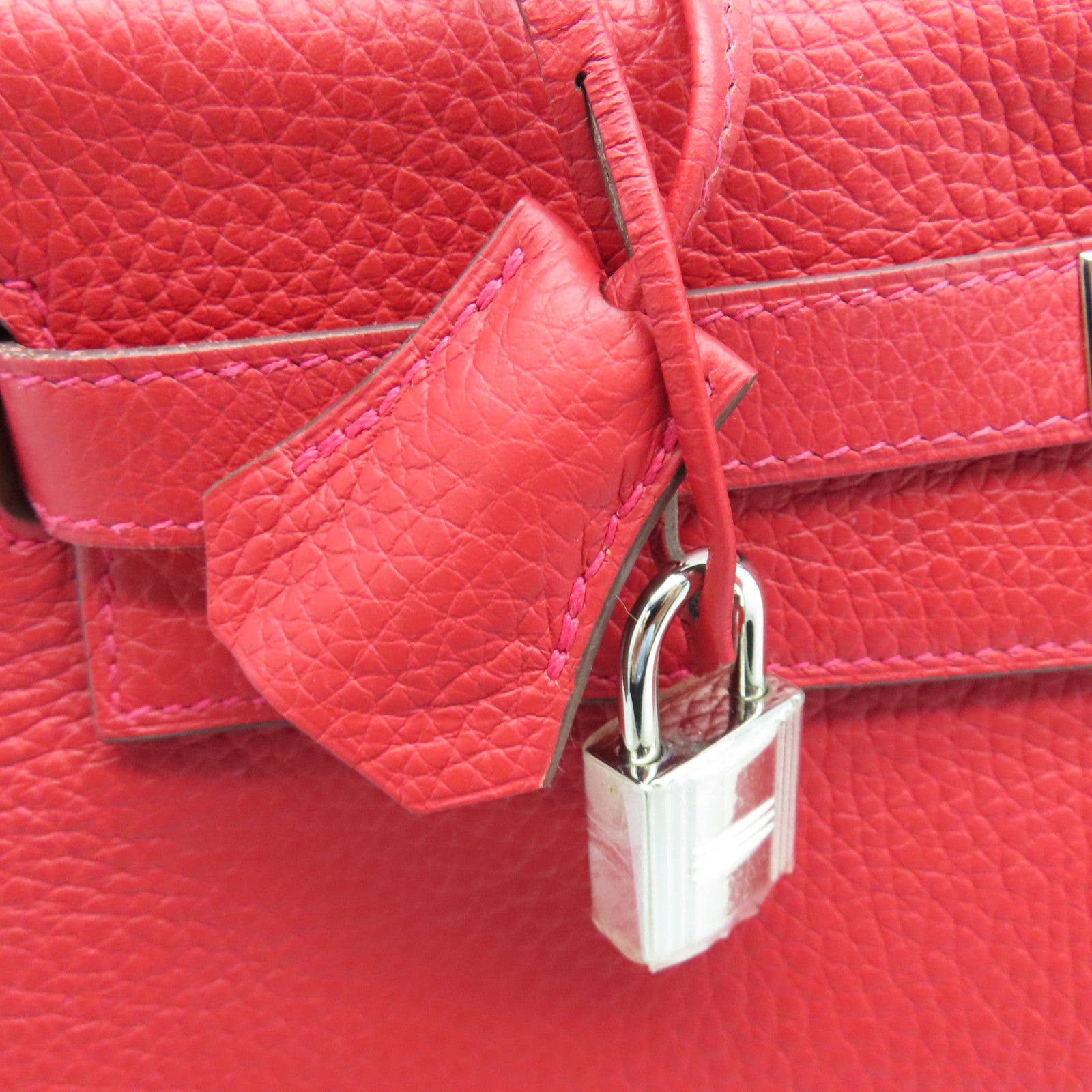 HERMES Taurillon Clemence皮革Kelly 32银扣手挽肩背两用袋法拉利红色