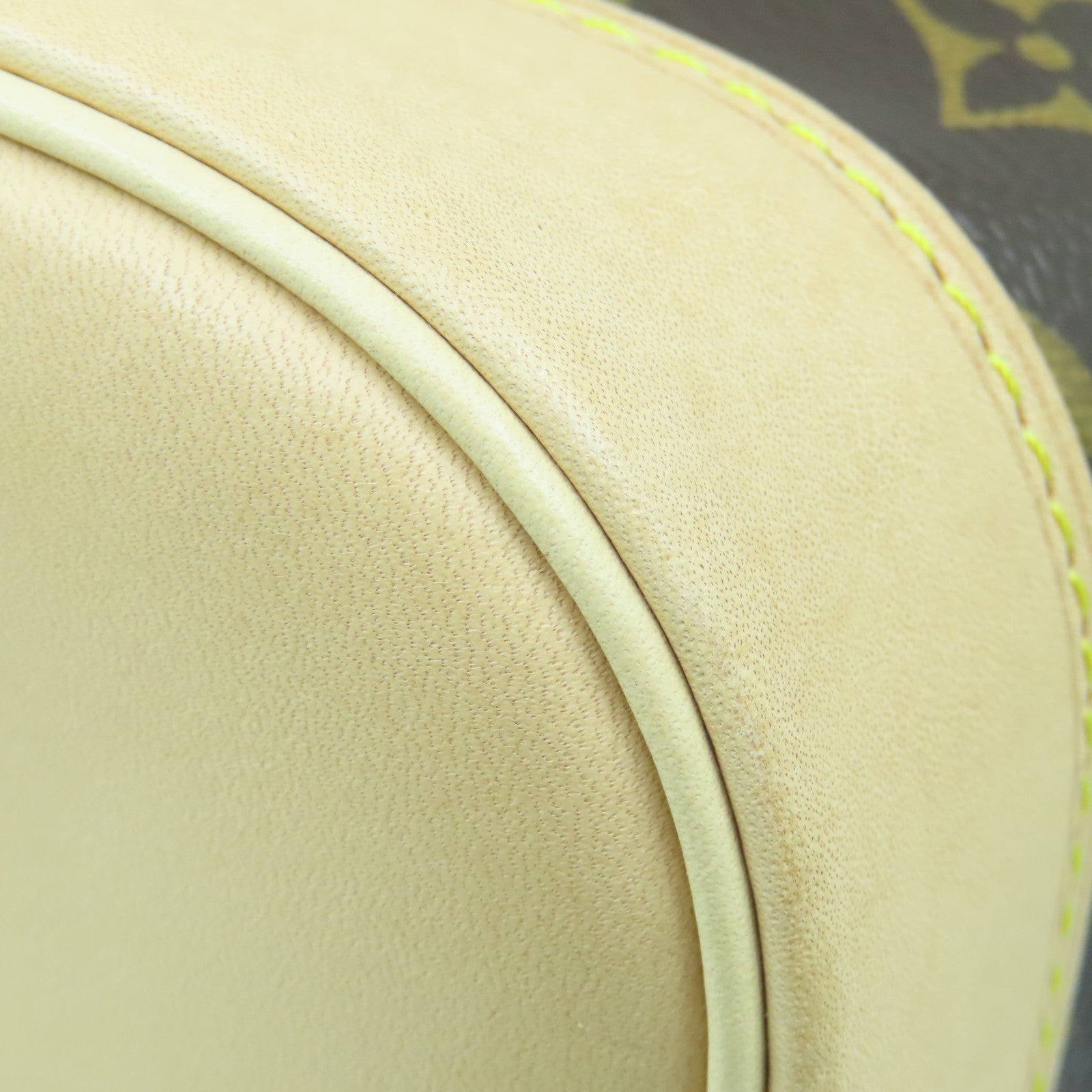 LOUIS VUITTON Monogram Petit Noe金扣肩背袋啡色