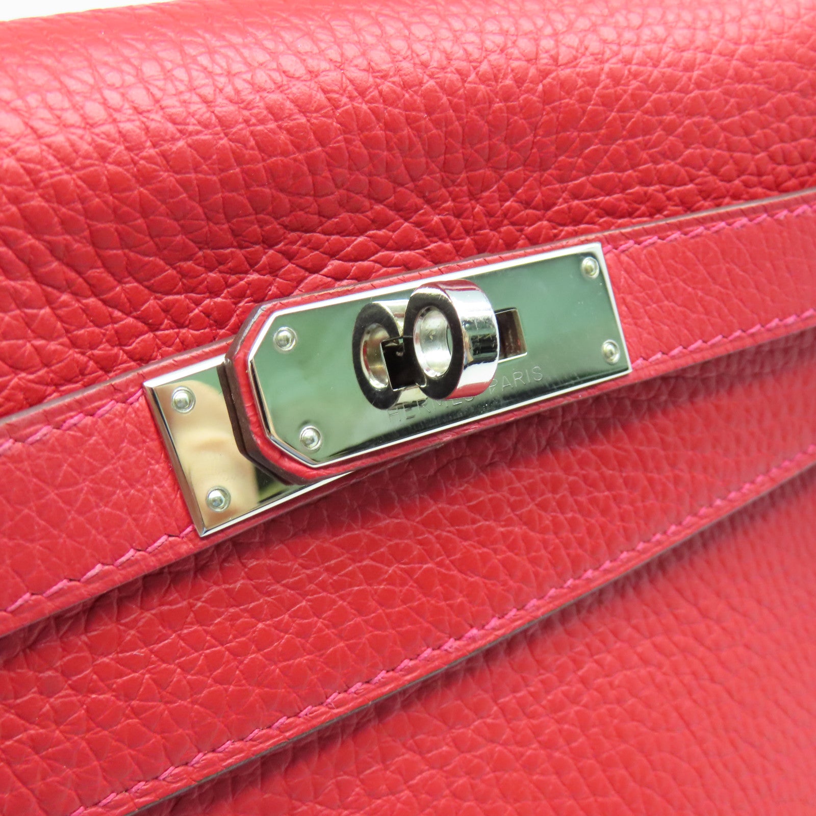 HERMES Taurillon Clemence皮革Kelly 32银扣手挽肩背两用袋法拉利红色