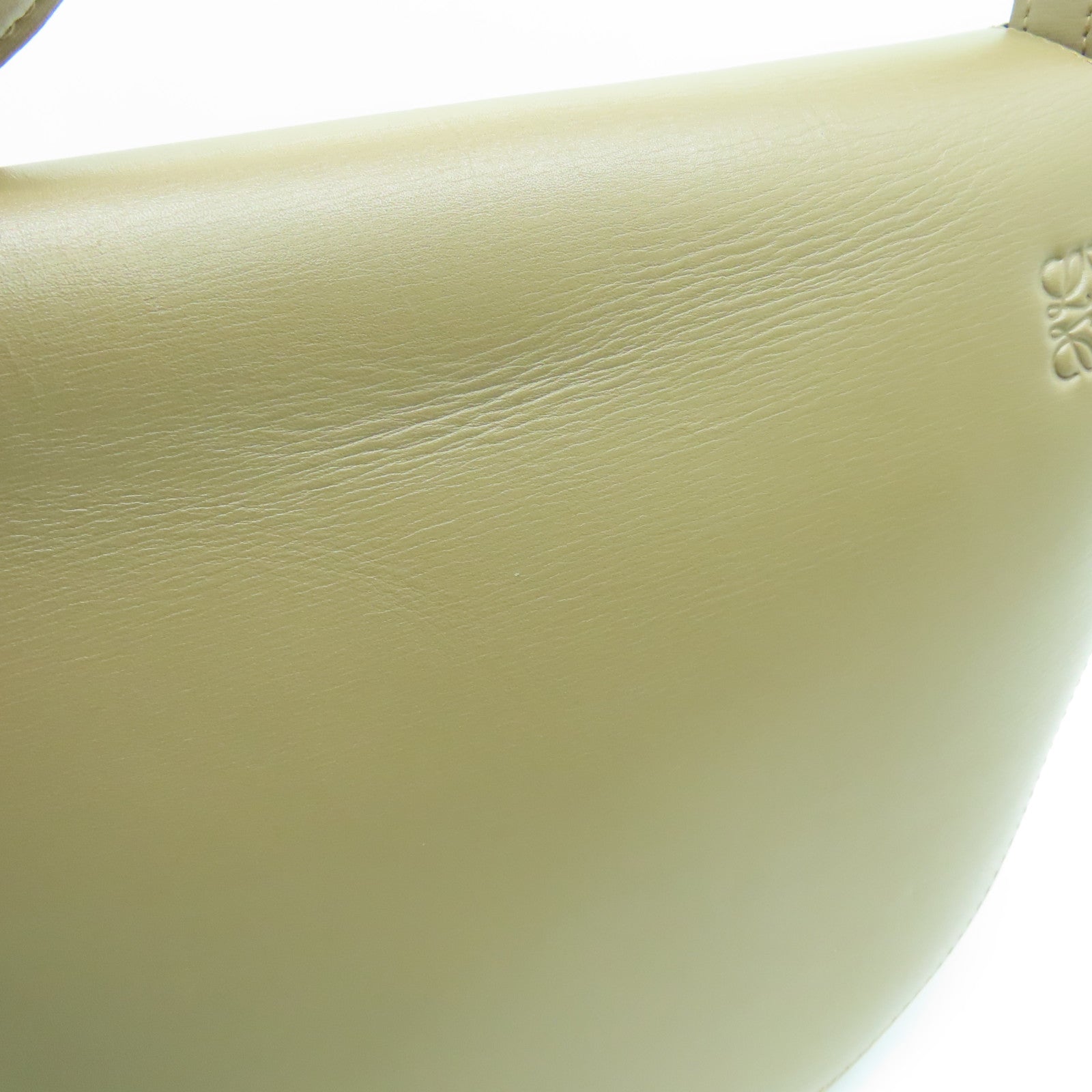 LOEWE 牛皮皮革Gate金扣肩背袋啡色