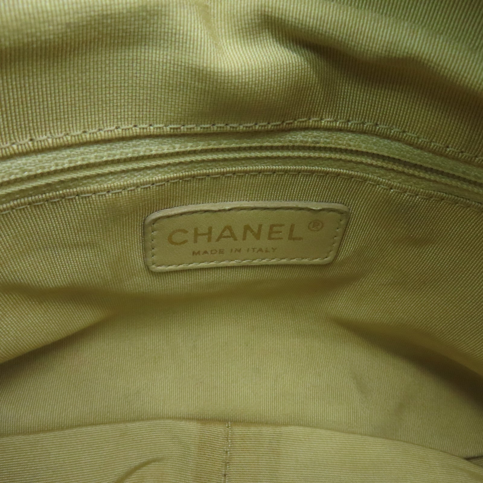 CHANEL 菱格Caviar皮革Chain Shoulder Bag金扣鏈帶肩背袋米色