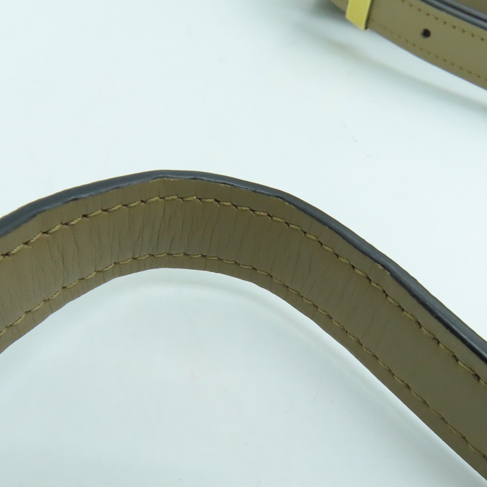 LOEWE 牛皮皮革Gate金扣肩背袋啡色