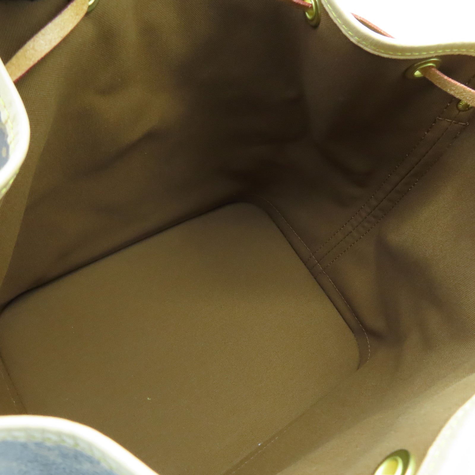 LOUIS VUITTON Monogram Petit Noe金扣肩背袋啡色