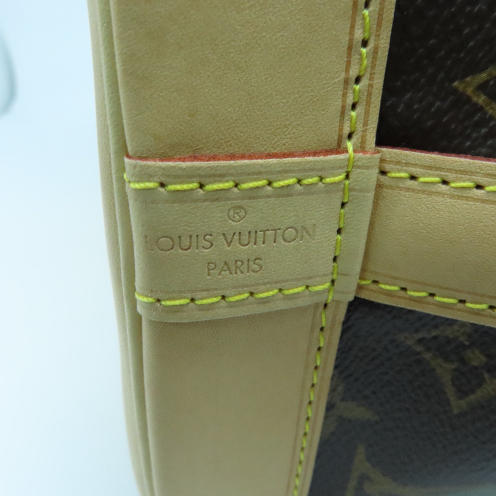 LOUIS VUITTON Monogram Petit Noe金扣肩背袋啡色