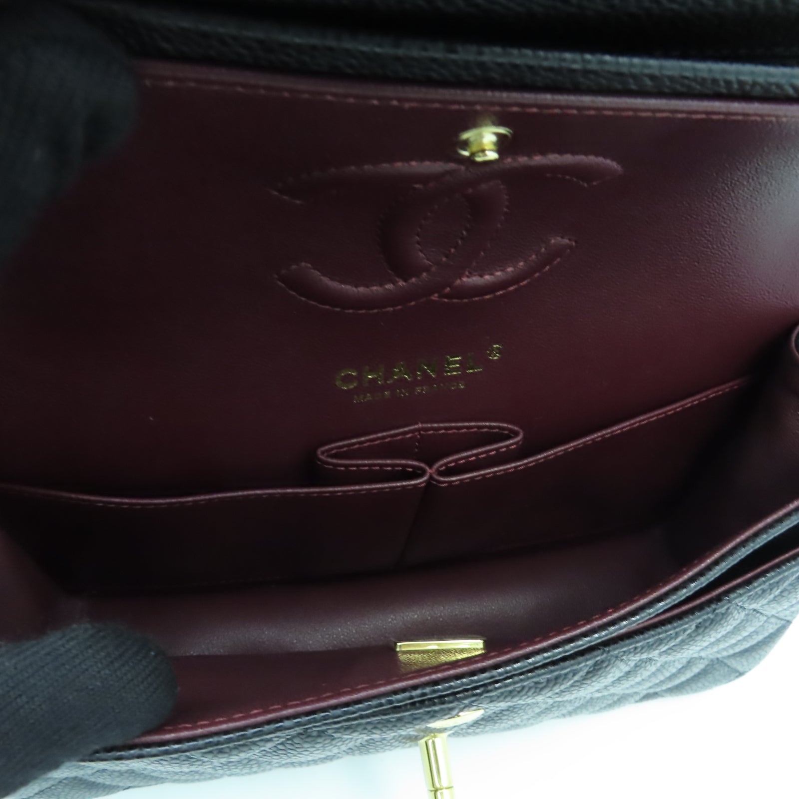 CHANEL 菱格牛皮皮革Classic 23cm金扣鏈帶肩背袋黑色