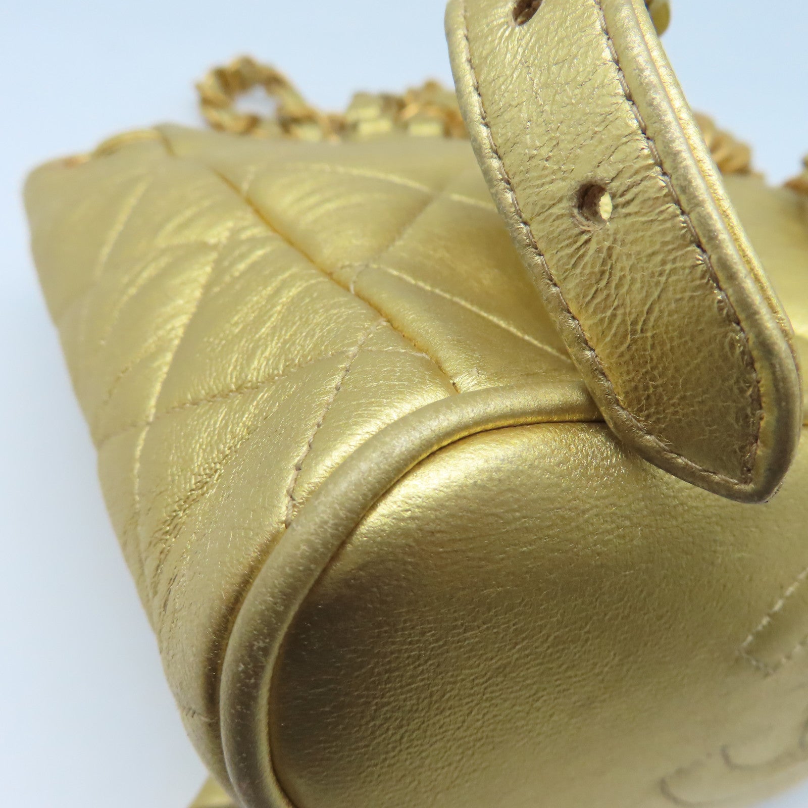 CHANEL 菱格羊皮皮革Rucksack金扣背包金色