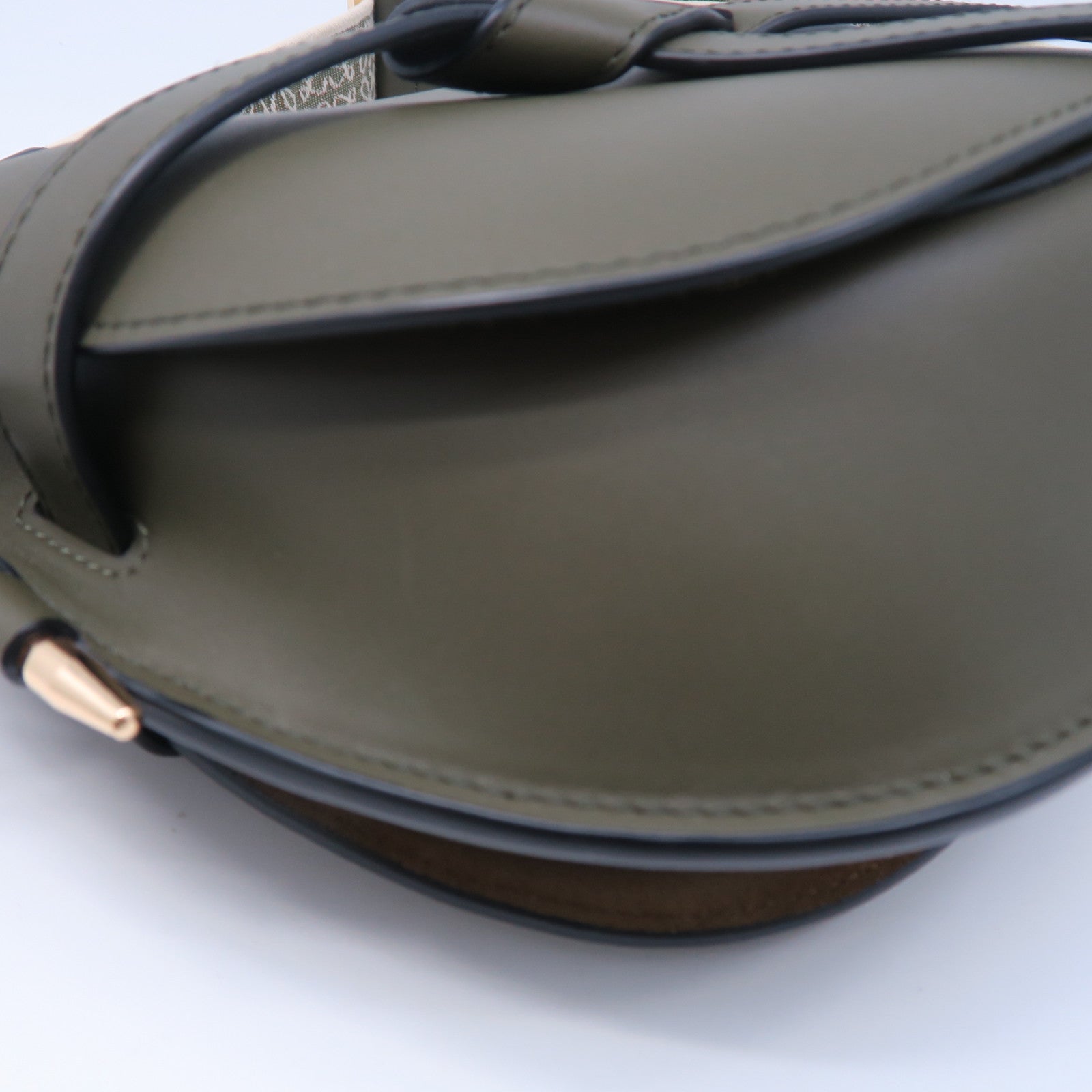LOEWE 牛皮皮革Small Gate Bag金扣肩背袋綠色