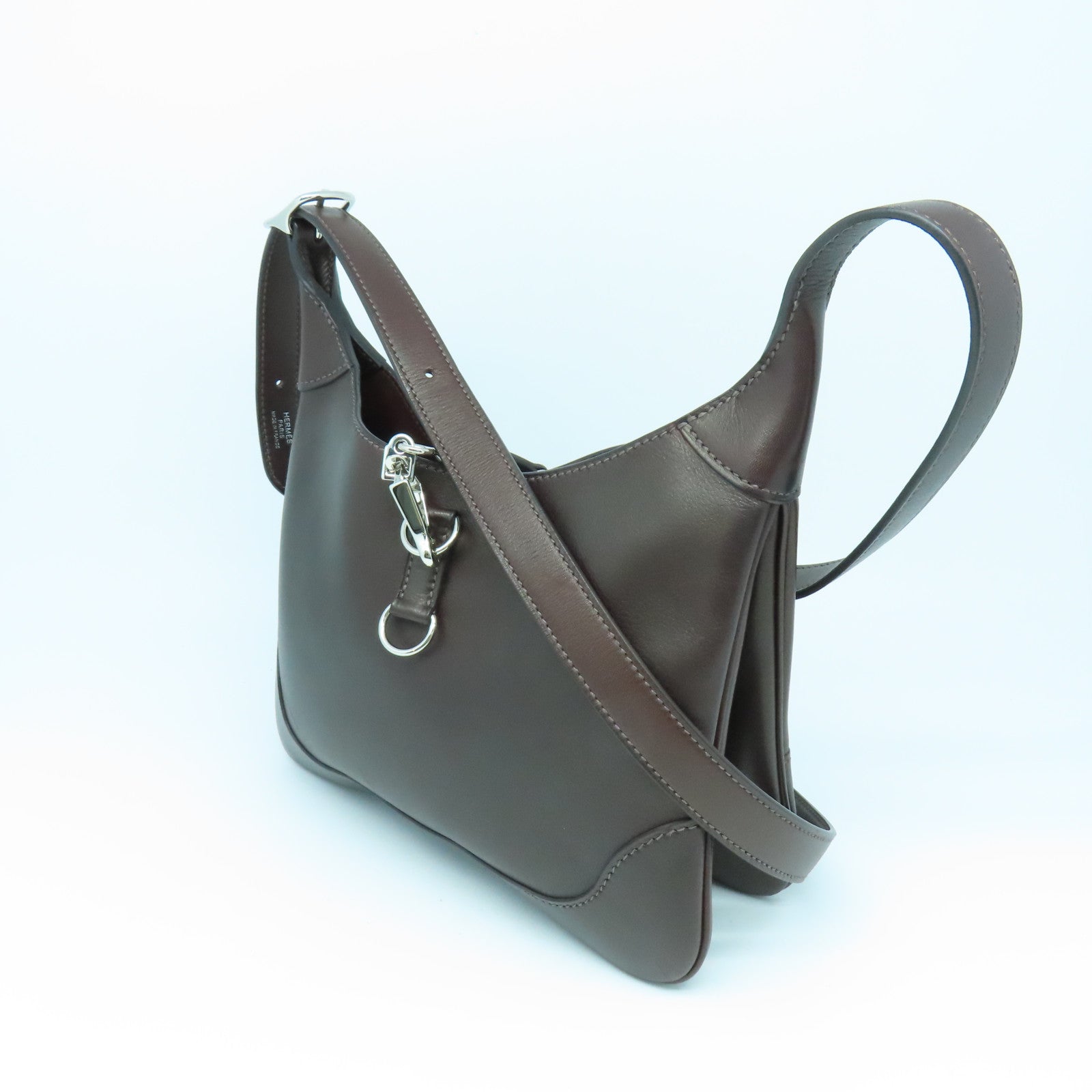 HERMES Evergrain皮革Trim Duo 24银扣手挽袋啡色