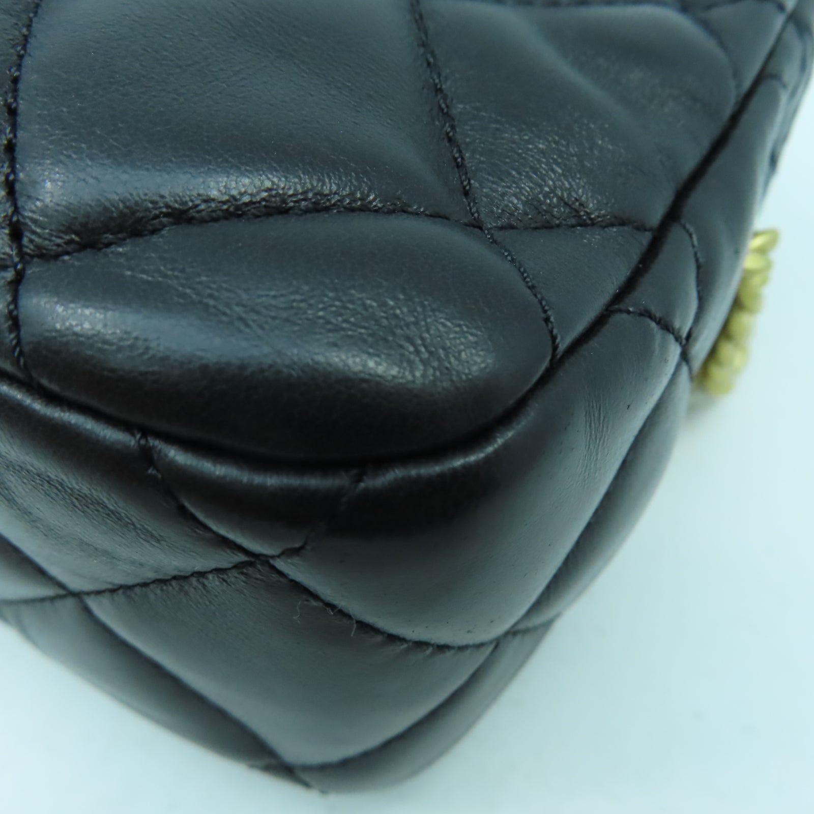 CHANEL 菱格羊皮皮革Chain Shoulder金扣鏈帶肩背袋黑色