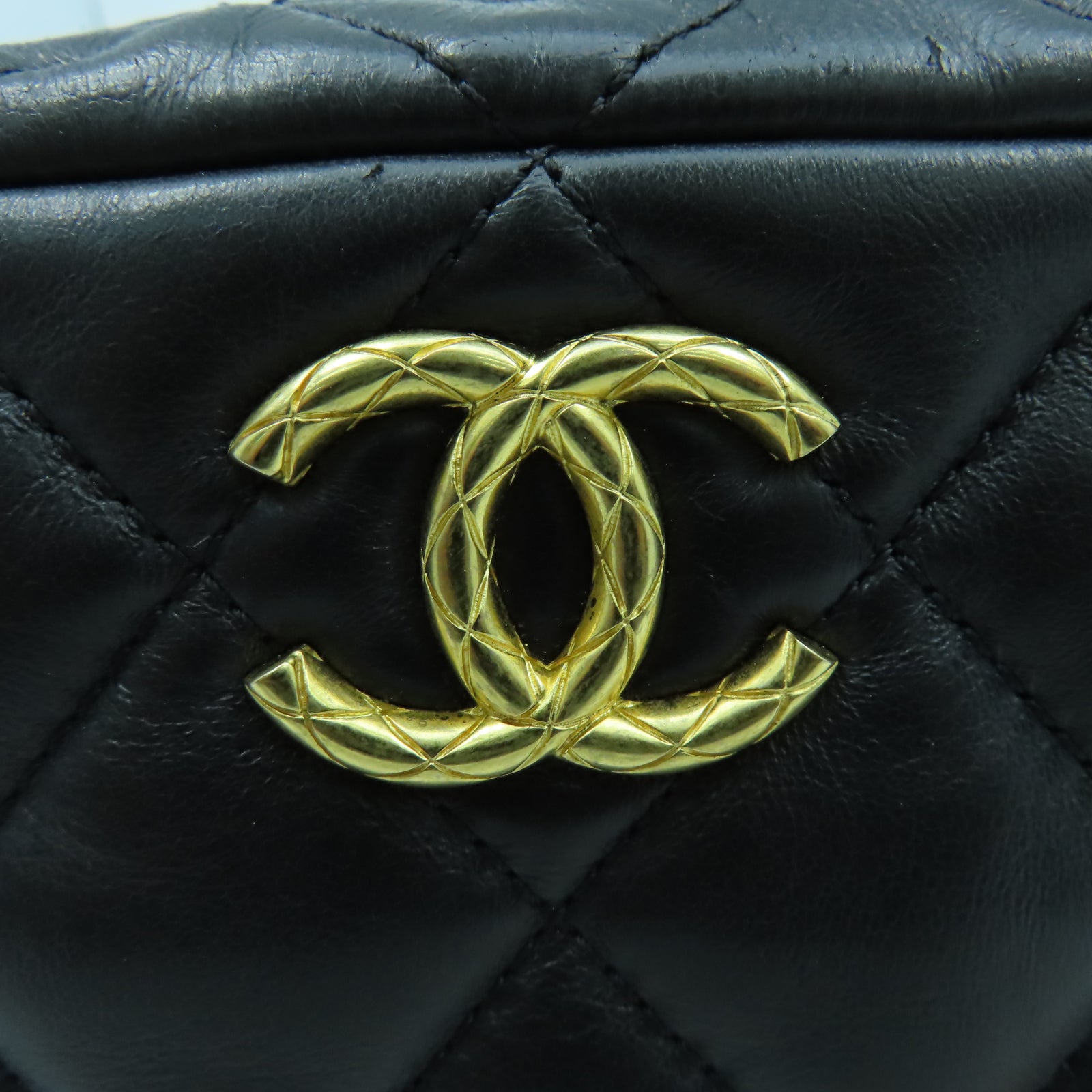 CHANEL 菱格羊皮皮革Chain Shoulder金扣鏈帶肩背袋黑色