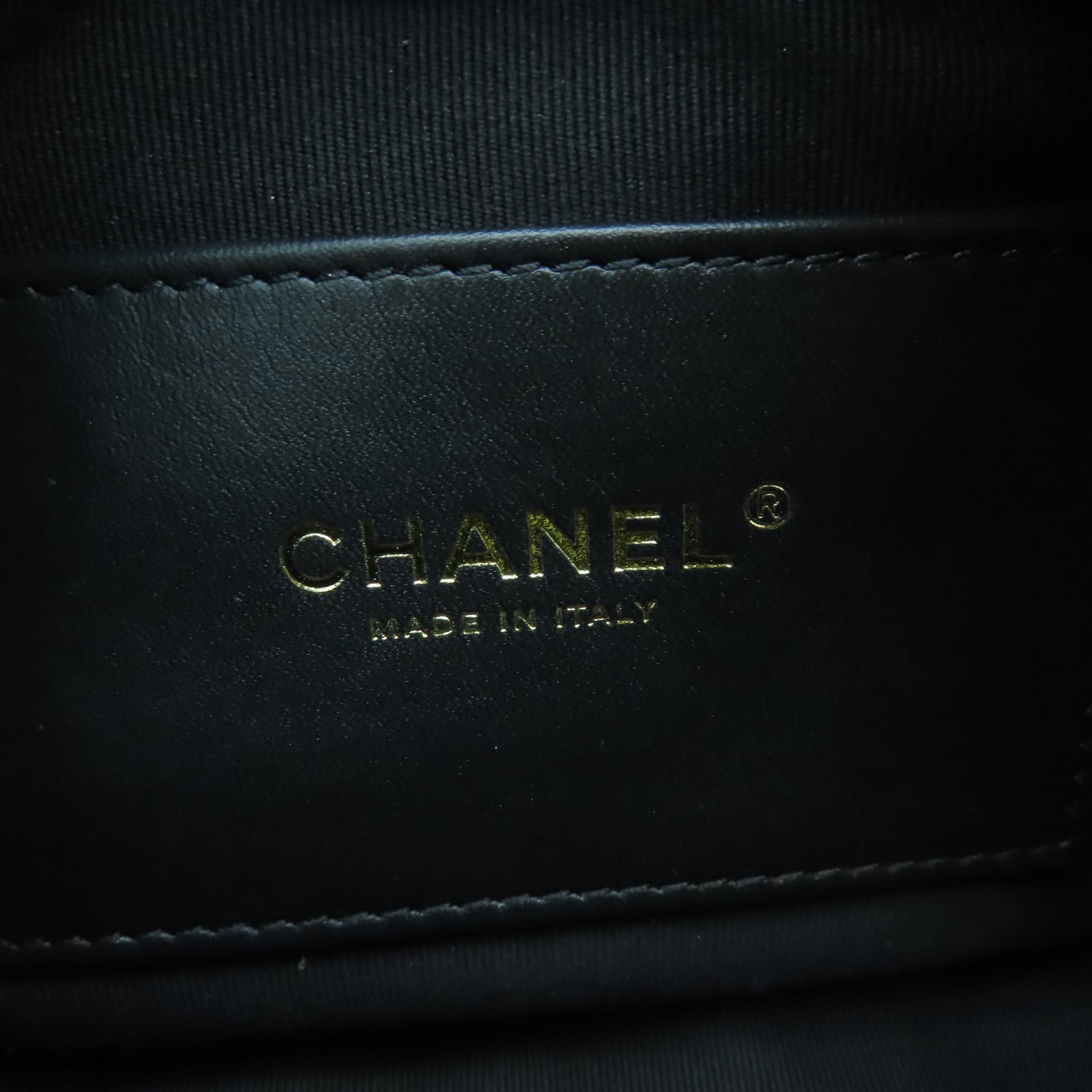 CHANEL 菱格羊皮皮革Chain Shoulder金扣鏈帶肩背袋黑色