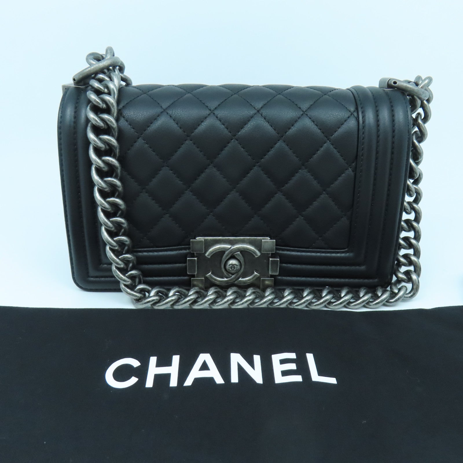 CHANEL 菱格羊皮皮革Boy 20cm銀扣鏈帶肩背袋黑色