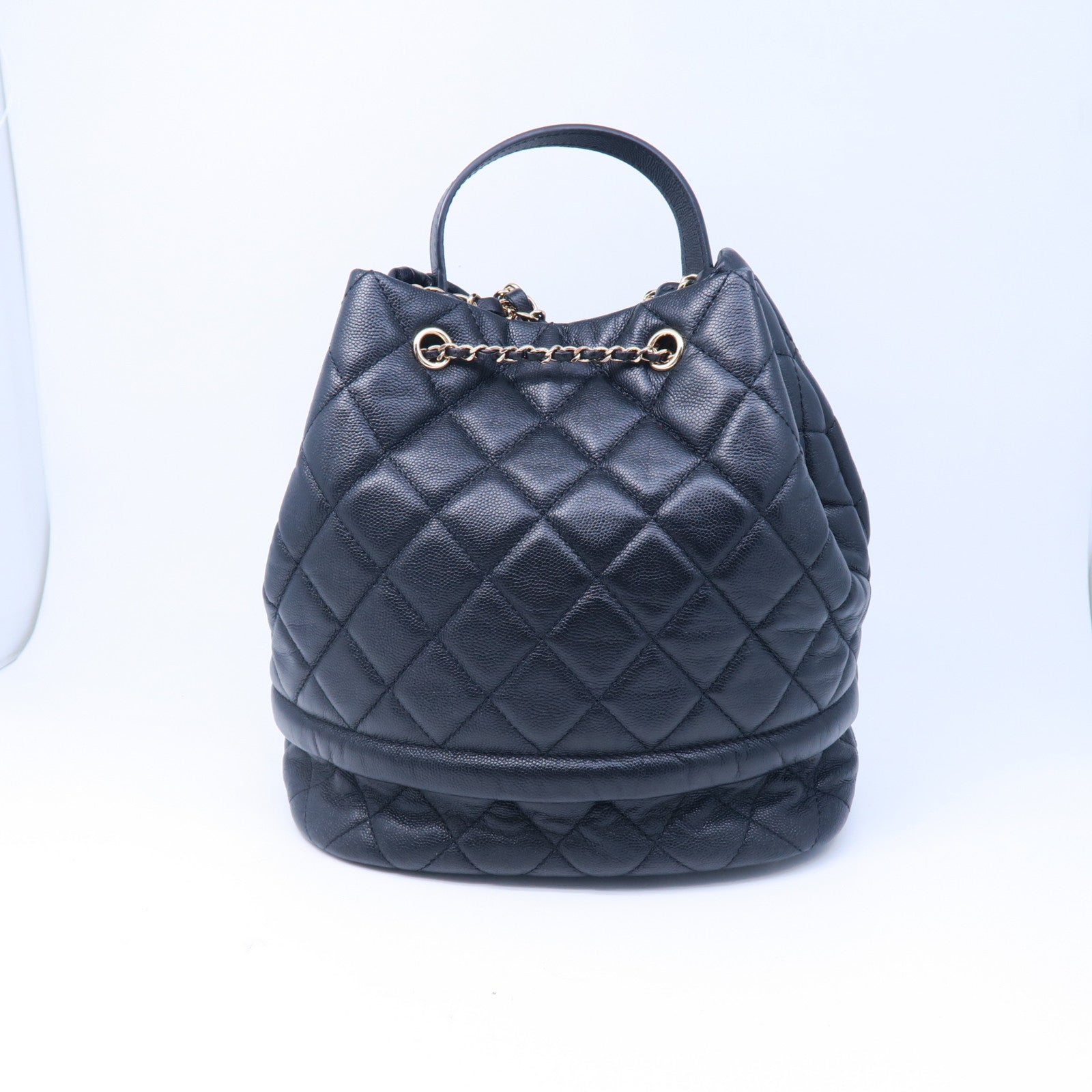 CHANEL 菱格Caviar皮革Bucket Bag金扣肩背袋黑色