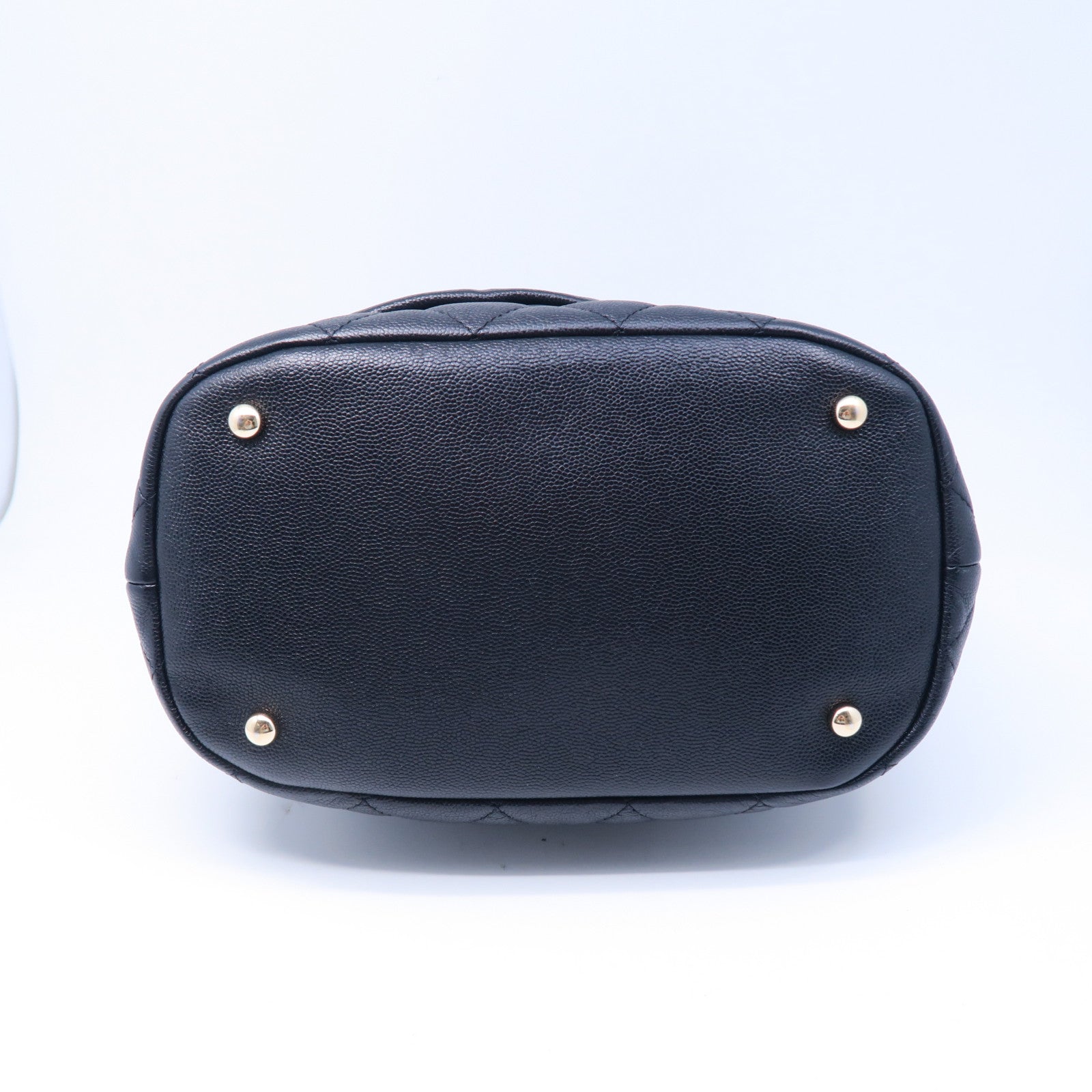 CHANEL 菱格Caviar皮革Bucket Bag金扣肩背袋黑色