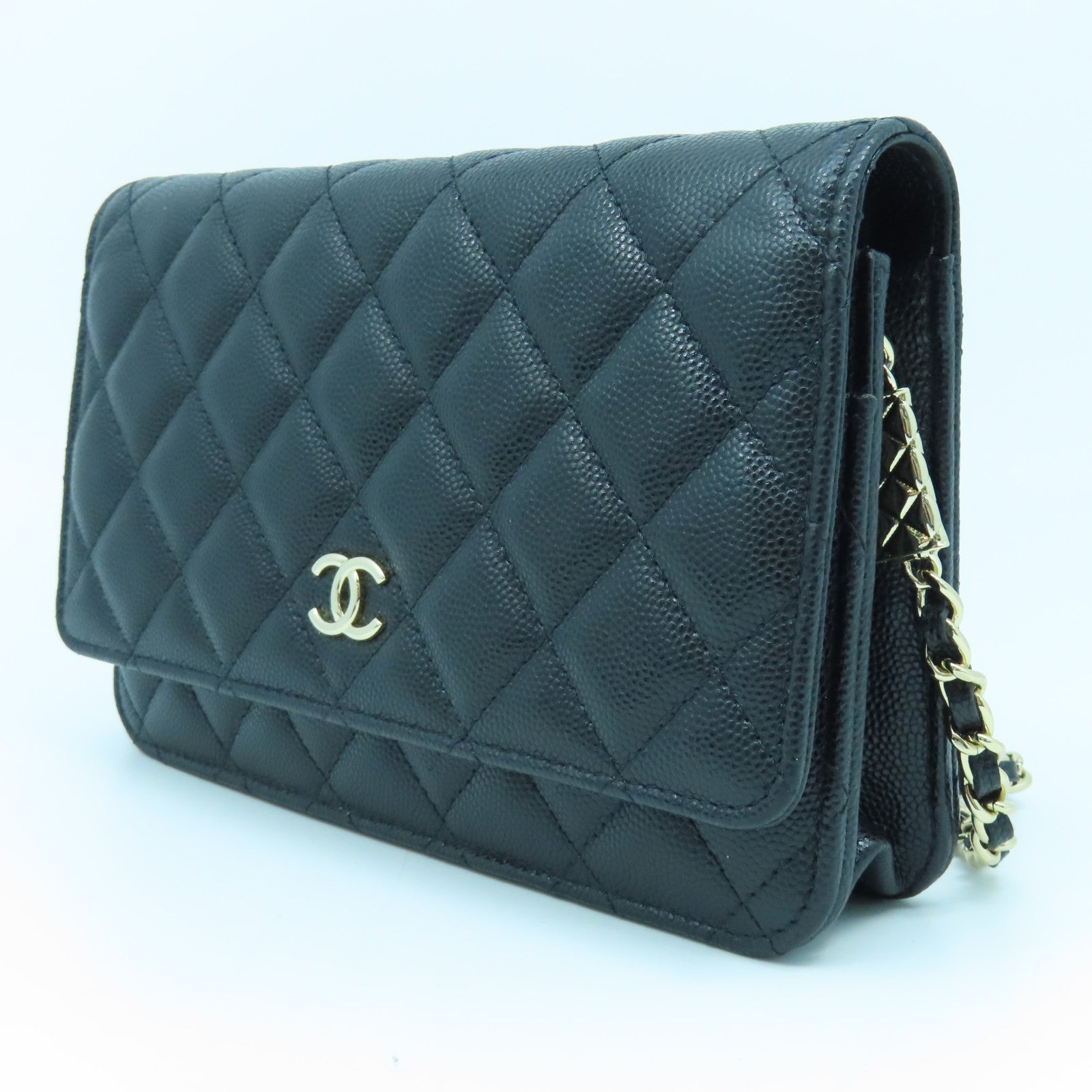 CHANEL 菱格Caviar皮革銀扣鏈帶肩背袋黑色