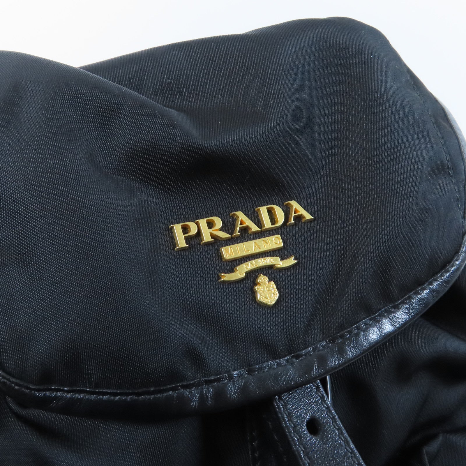 PRADA 尼龍Rucksack金扣背包黑色