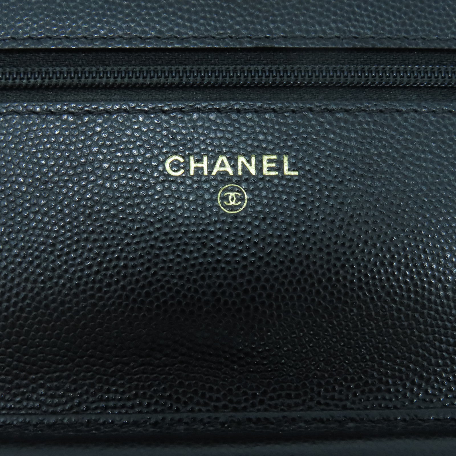 CHANEL 菱格Caviar皮革銀扣鏈帶肩背袋黑色