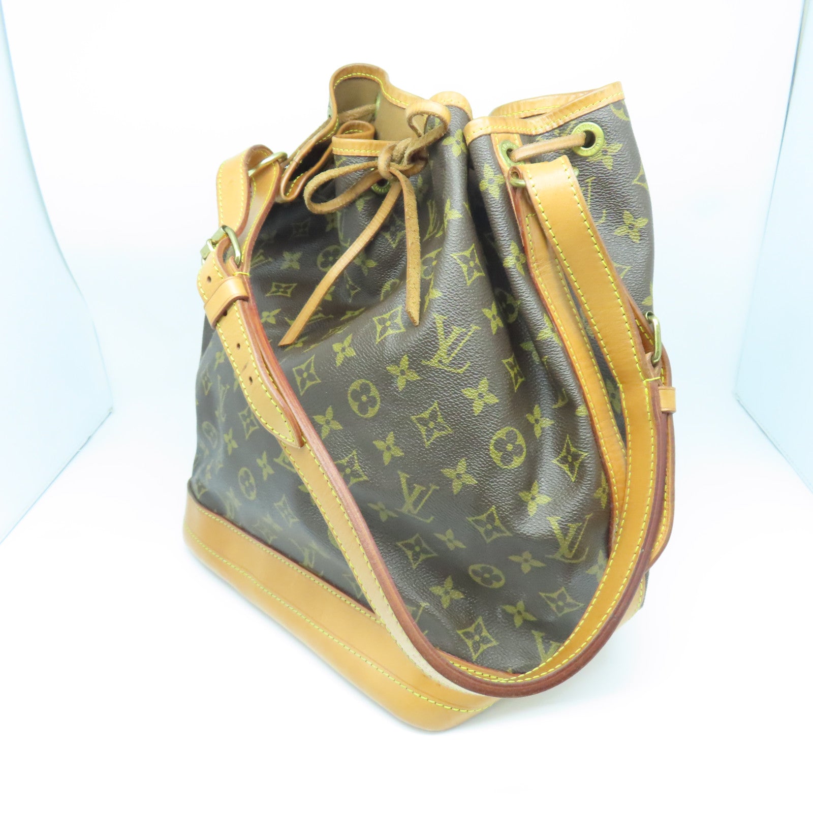 LOUIS VUITTON Monogram Noe Gold Buckle Shoulder Bag Brown