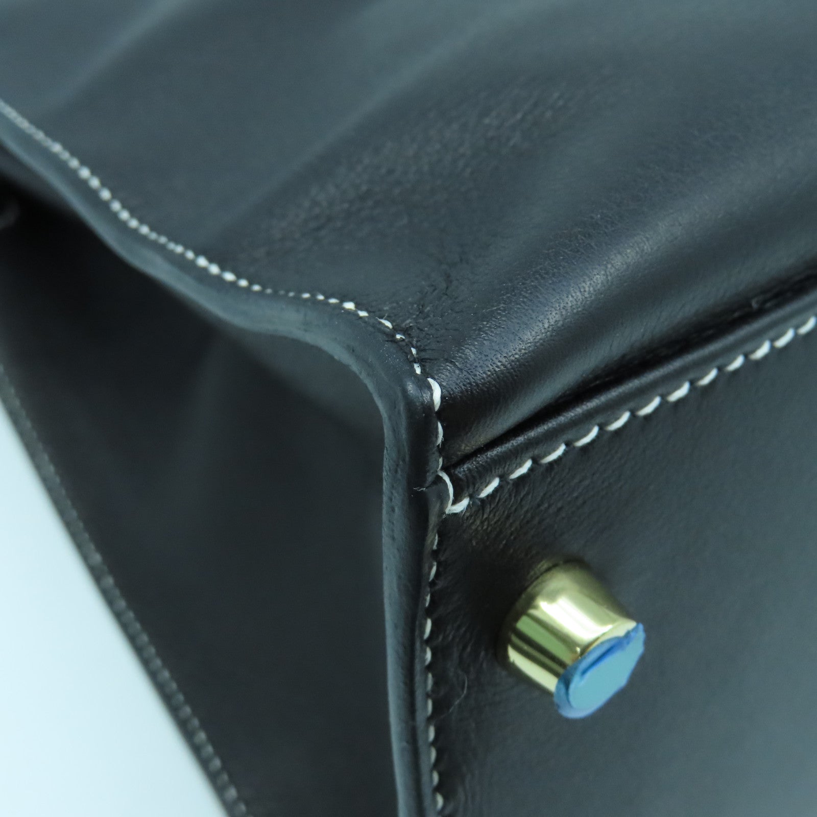 HERMES Swift皮革Kelly Flat 35金扣手挽袋黑色