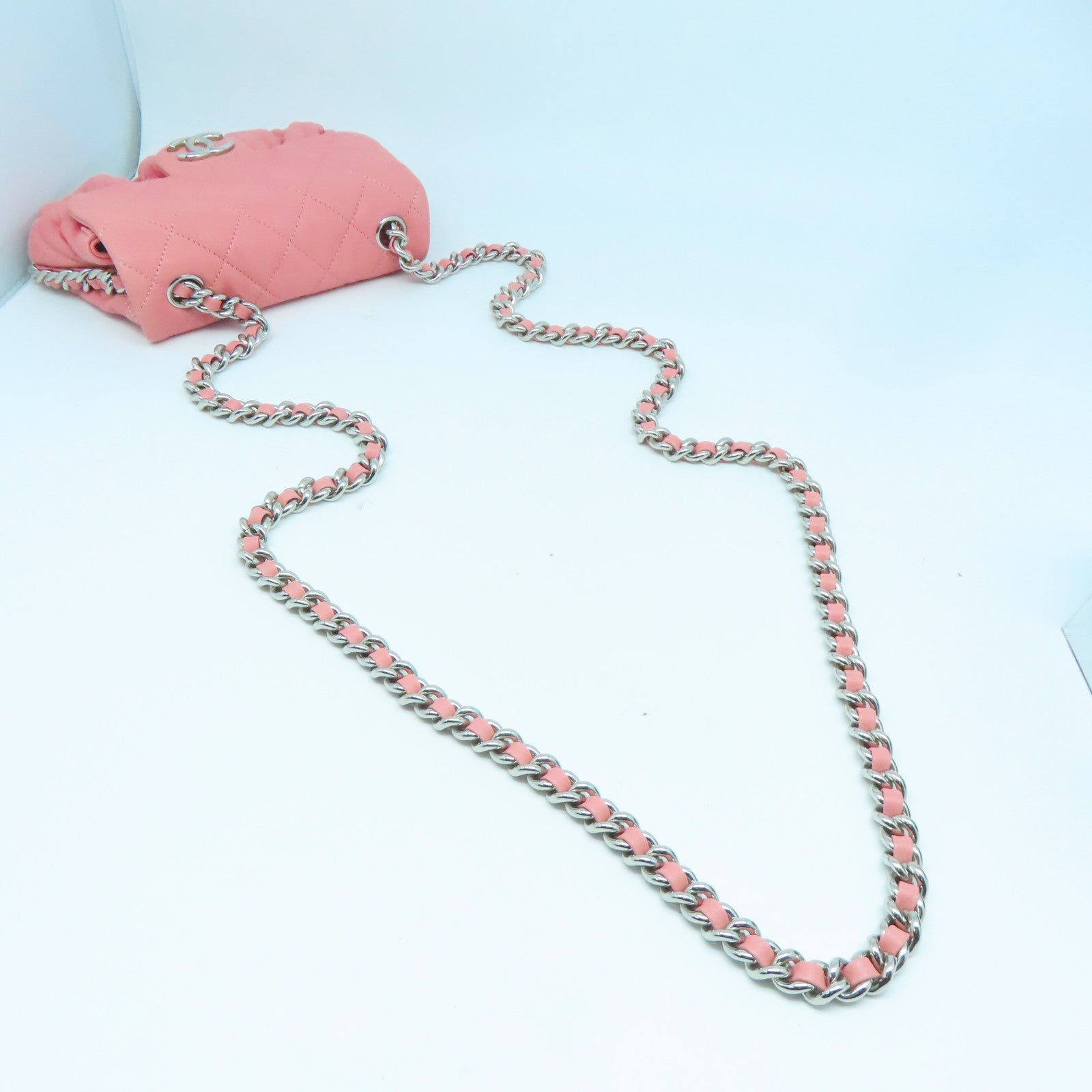 CHANEL 菱格牛皮皮革Chain Shoulder銀扣鏈帶肩背袋粉紅色