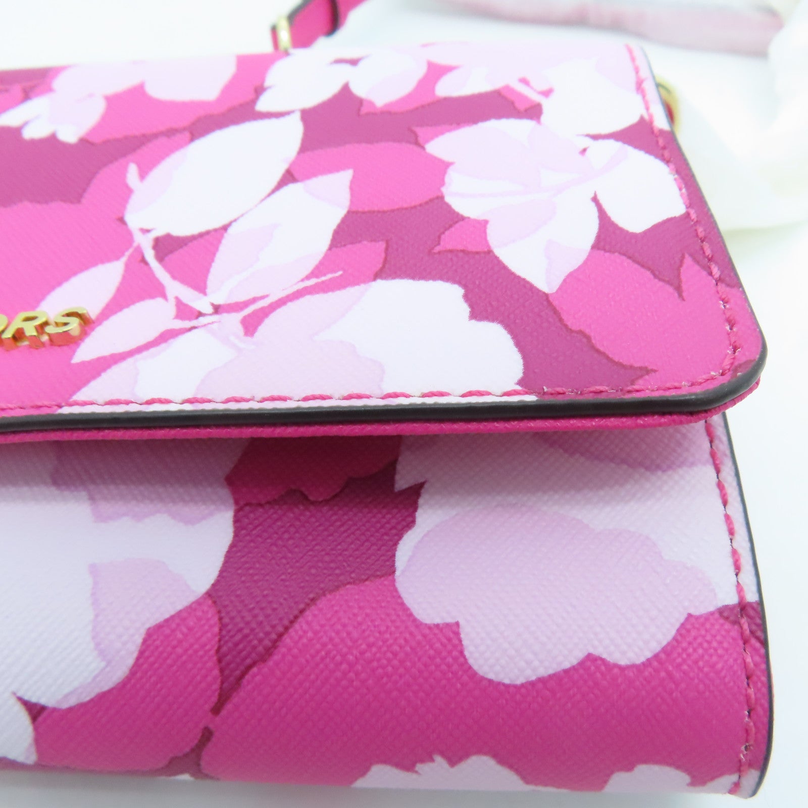 Michael Kors Leather Shoulder Bag Gold Buckle Pink
