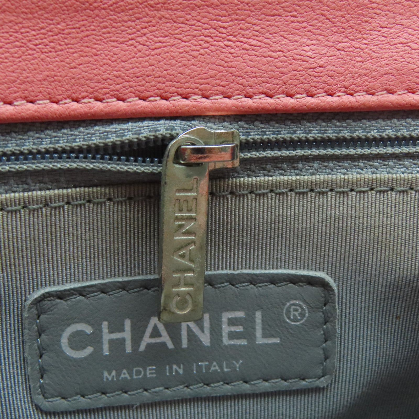 CHANEL 菱格牛皮皮革Chain Shoulder銀扣鏈帶肩背袋粉紅色